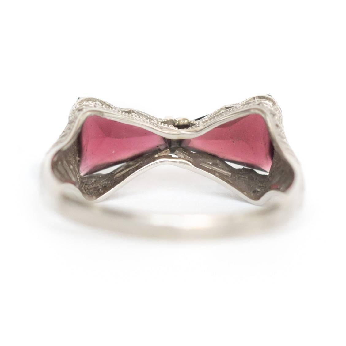 Women's 1920s Art Deco  1.00 Carat Natural Garnett Engagement Ring