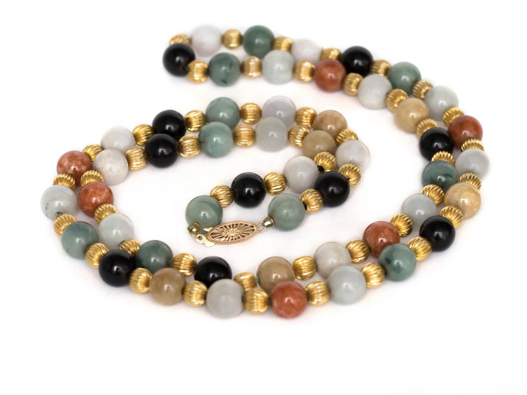 14 Karat Yellow Gold Dyed Jade Beaded Necklace For Sale at 1stDibs