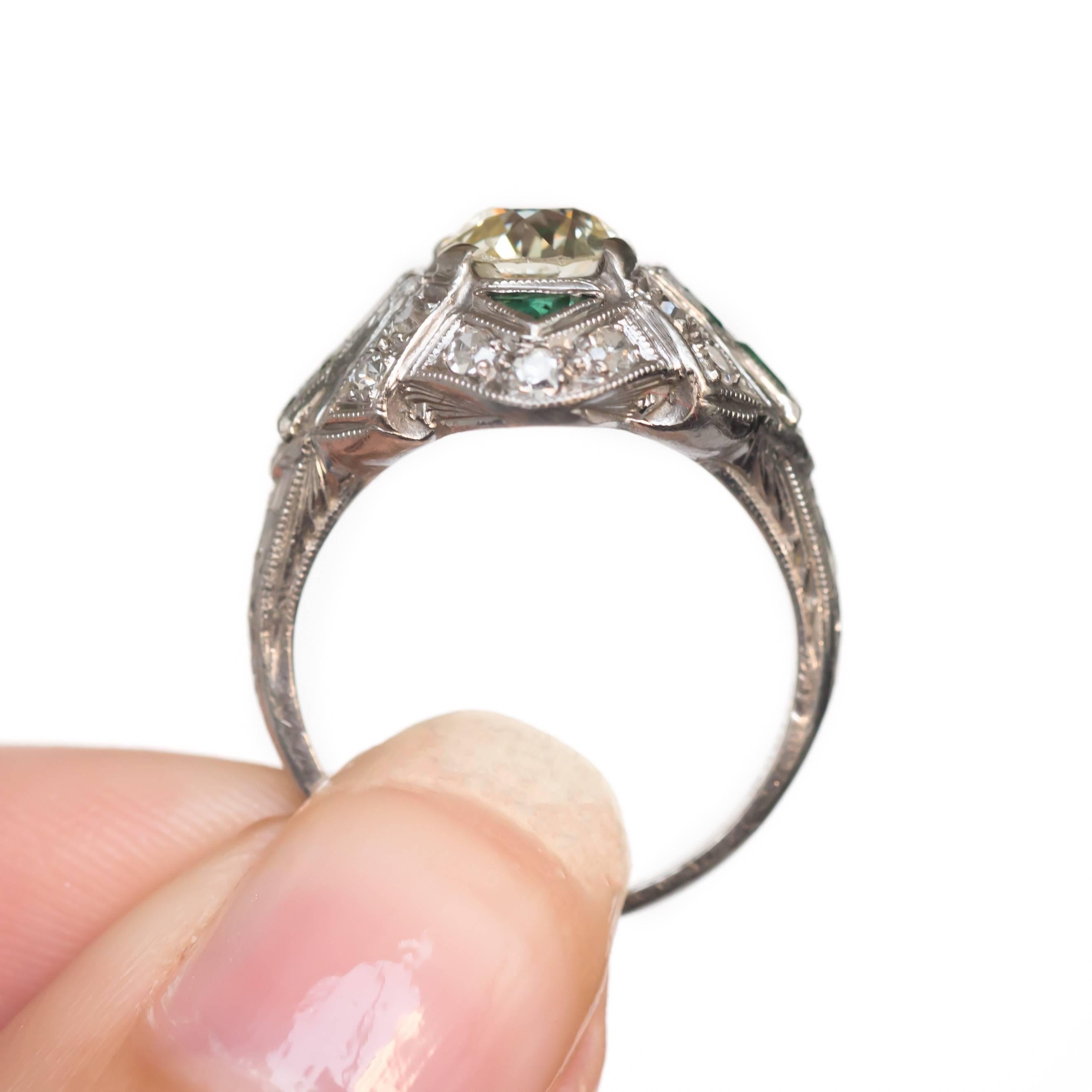 1.01 Carat Diamond and Emerald Platinum Engagement Ring In Excellent Condition For Sale In Atlanta, GA