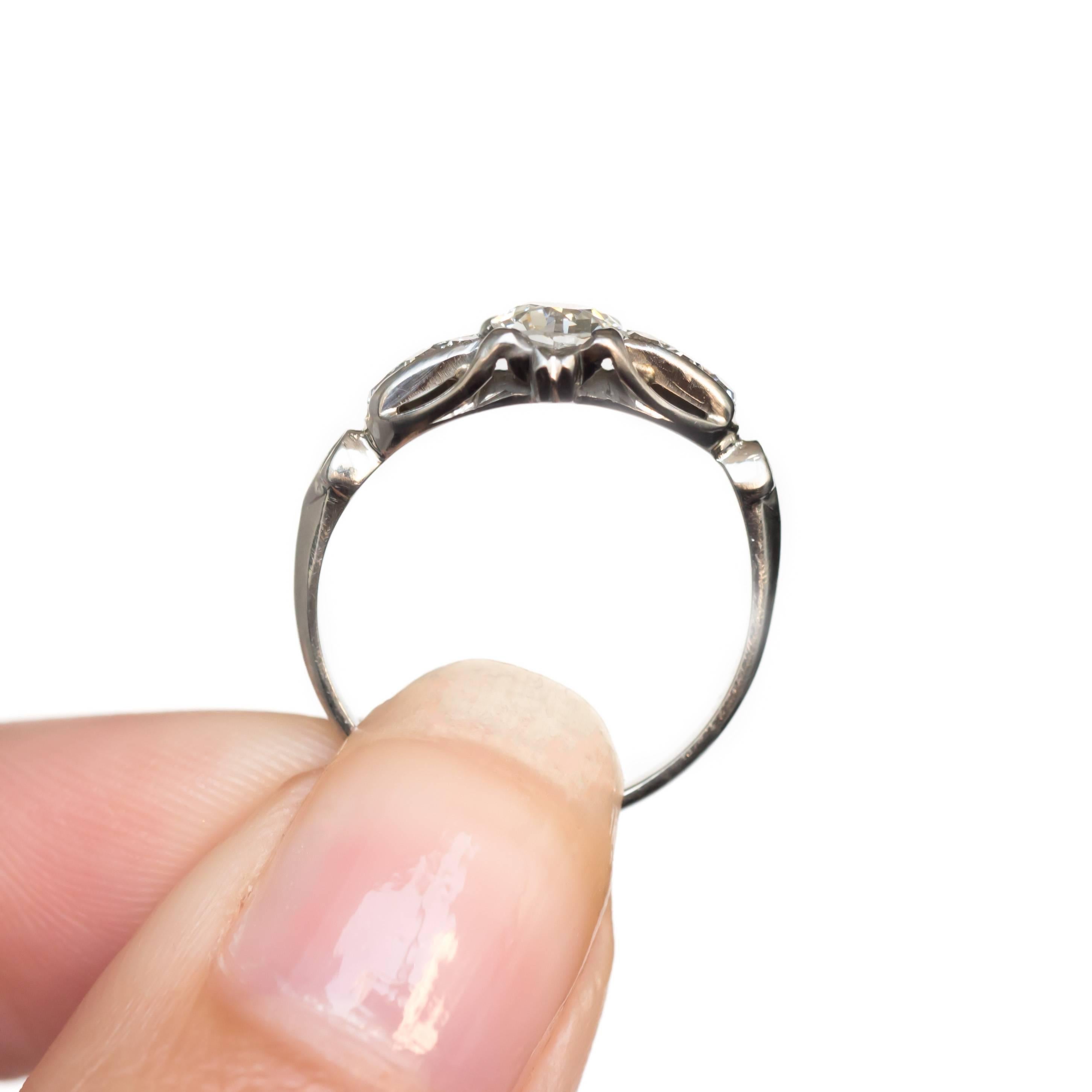 Bague de fiançailles en or blanc avec diamants de 0,49 carat certifiés par le GIA Pour femmes en vente