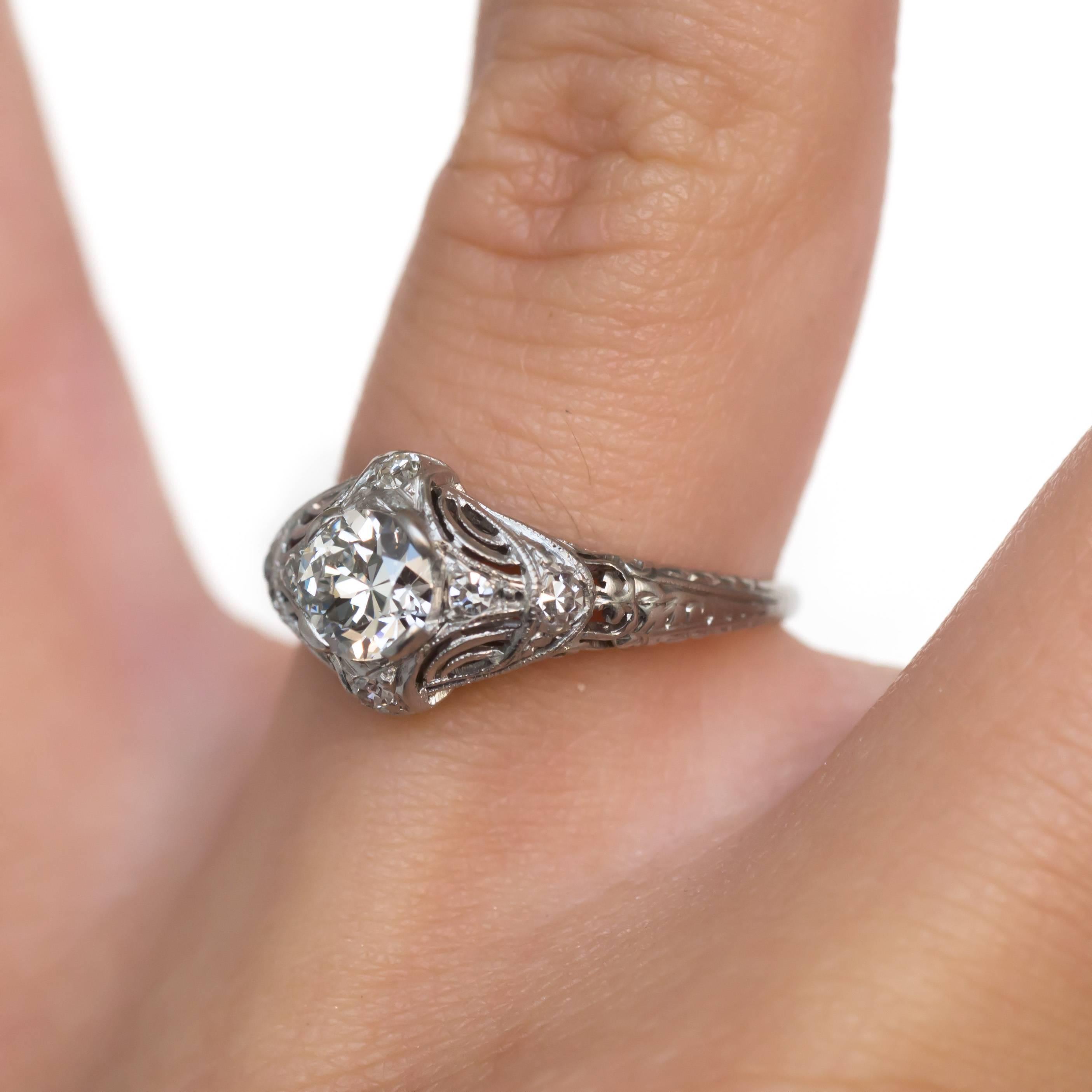 Bague de fiançailles en platine avec un diamant de 0,60 carat certifié GIA en vente 2