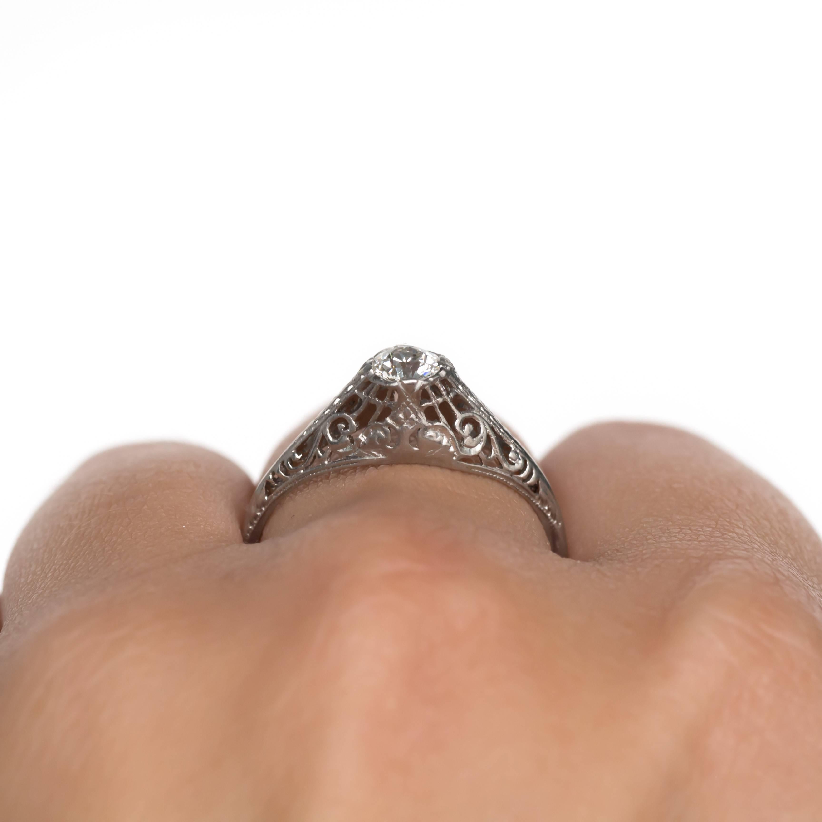 Women's .33 Carat Diamond Platinum Engagement Ring For Sale