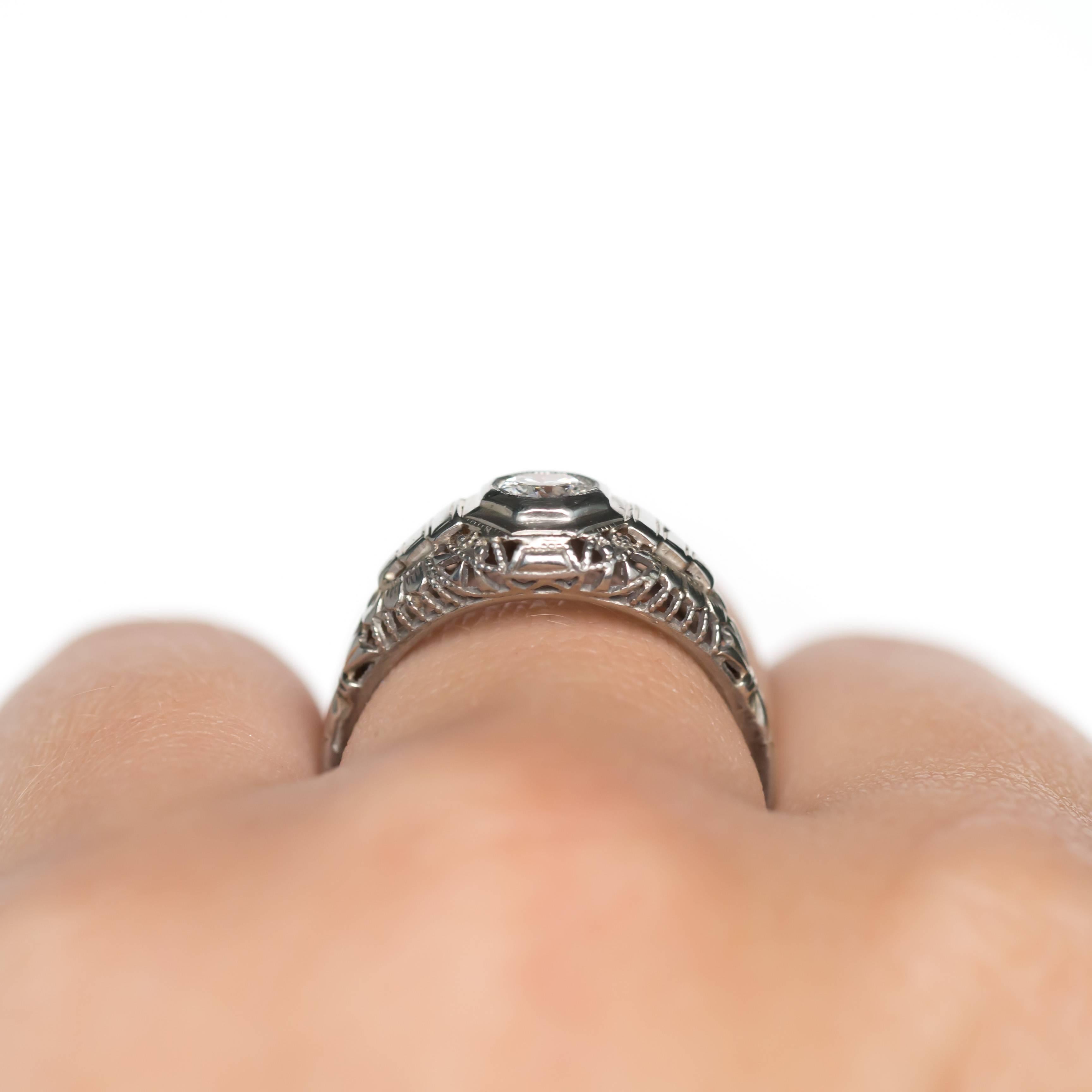 Women's .25 Carat Diamond White Gold Engagement Ring For Sale