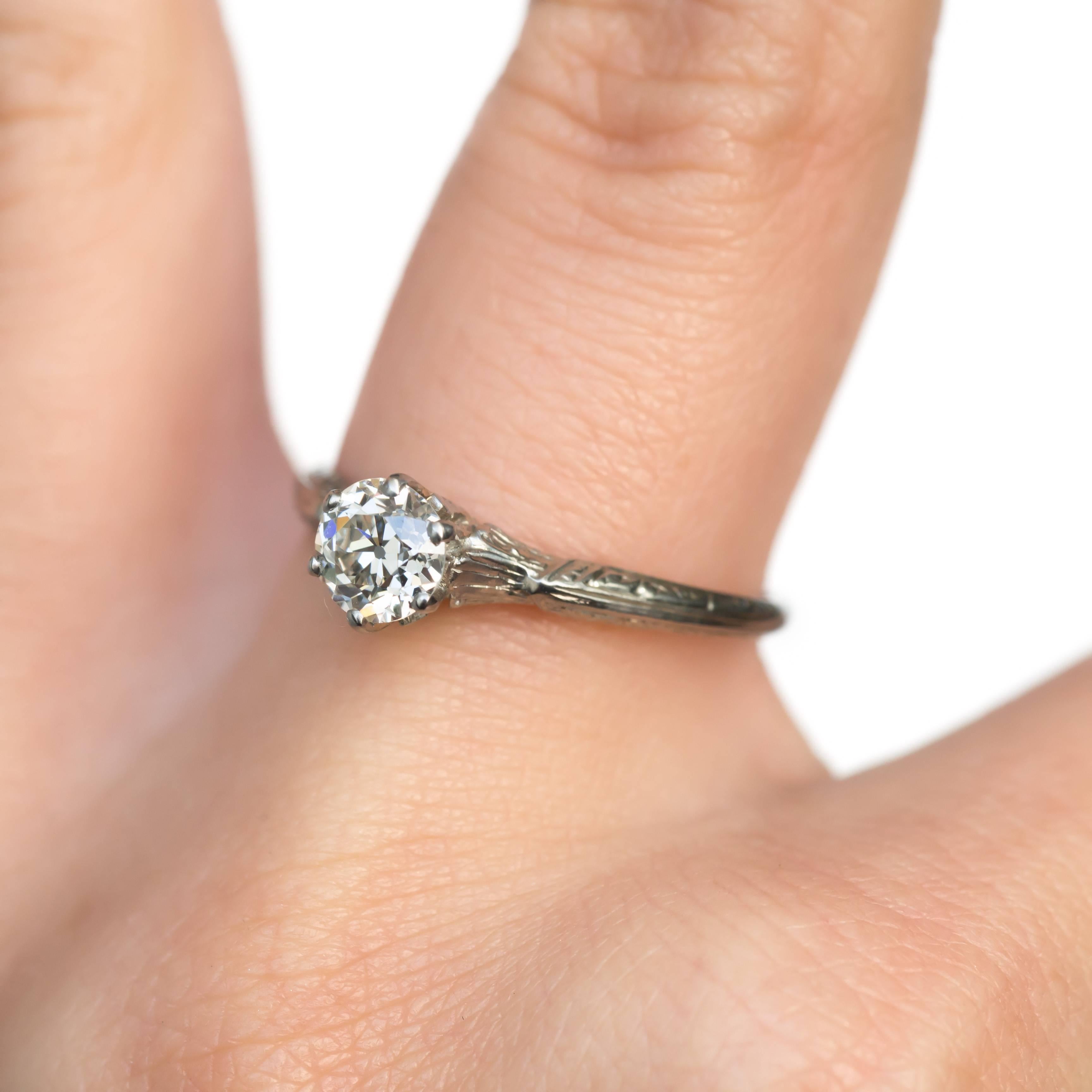 Anello di fidanzamento in oro bianco con diamante da .70 carati in vendita 2
