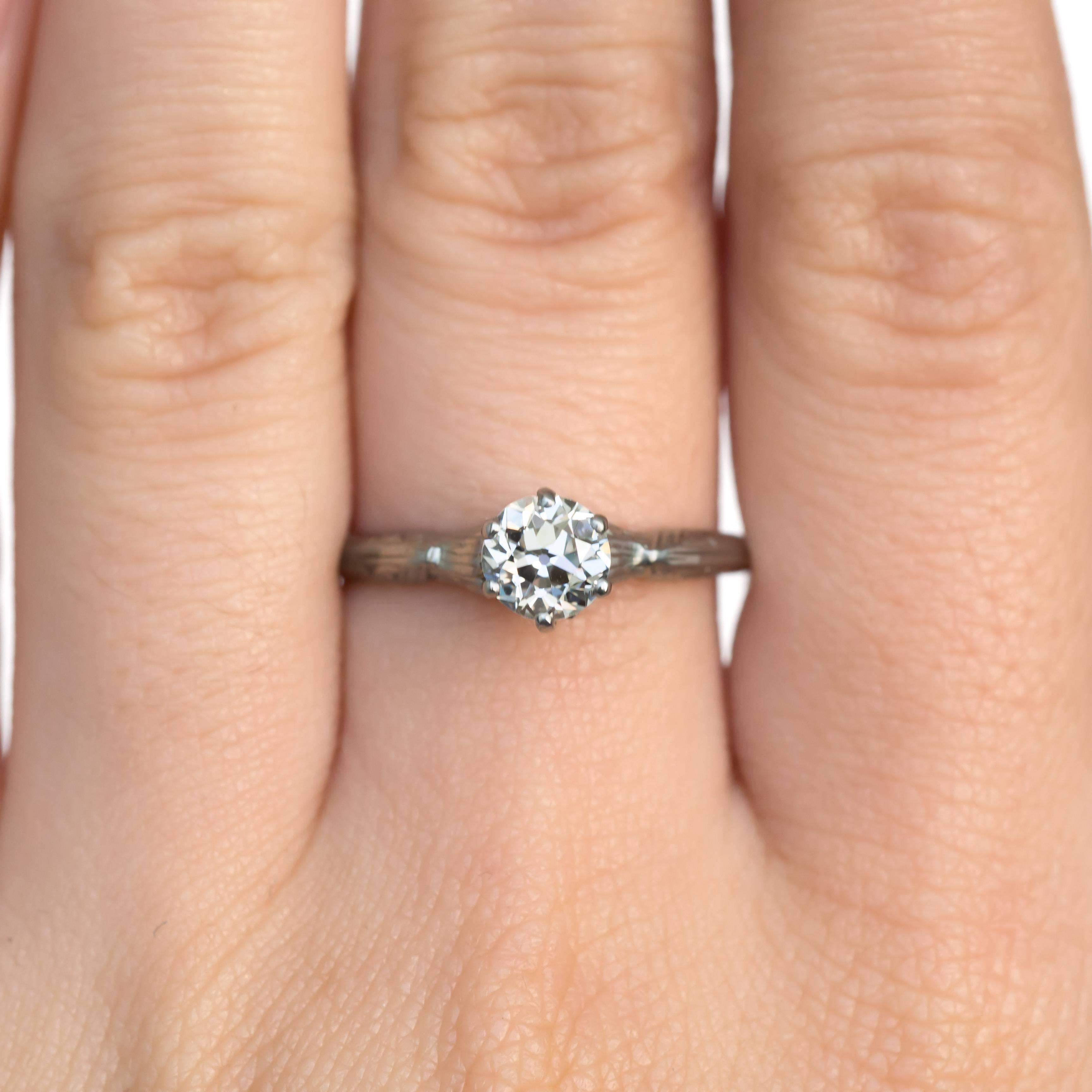 Anello di fidanzamento in oro bianco con diamante da .70 carati in vendita 1