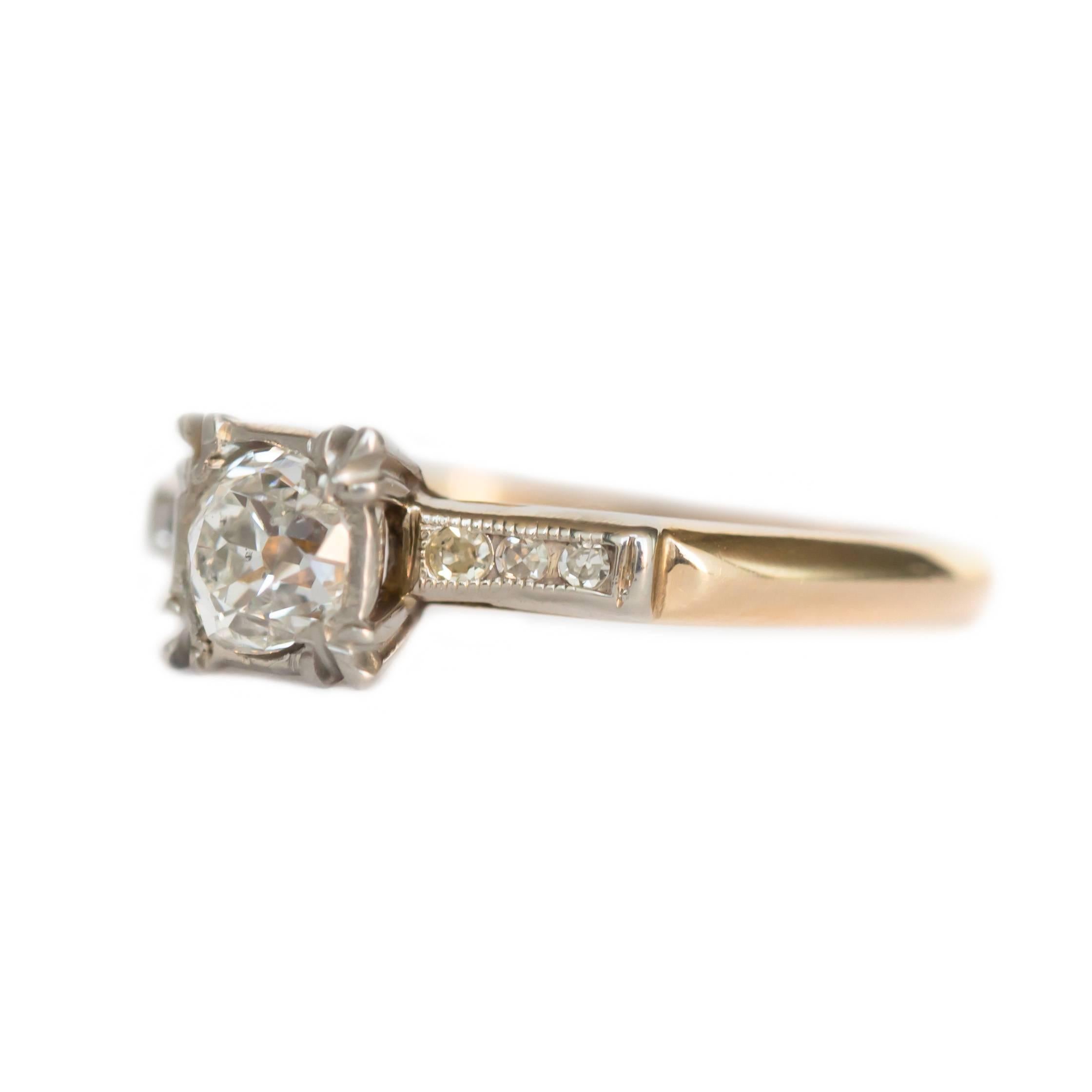 Dettagli dell'articolo: 
Misura dell'anello: 7
Tipo di metallo: Oro giallo 14 carati
Peso: 2.3 grammi

Dettagli del diamante centrale
Diamante centrale CERTIFICATO GIA - Certificato # [2181880138 ]
Forma: Brillante di vecchia miniera
Peso in carati: