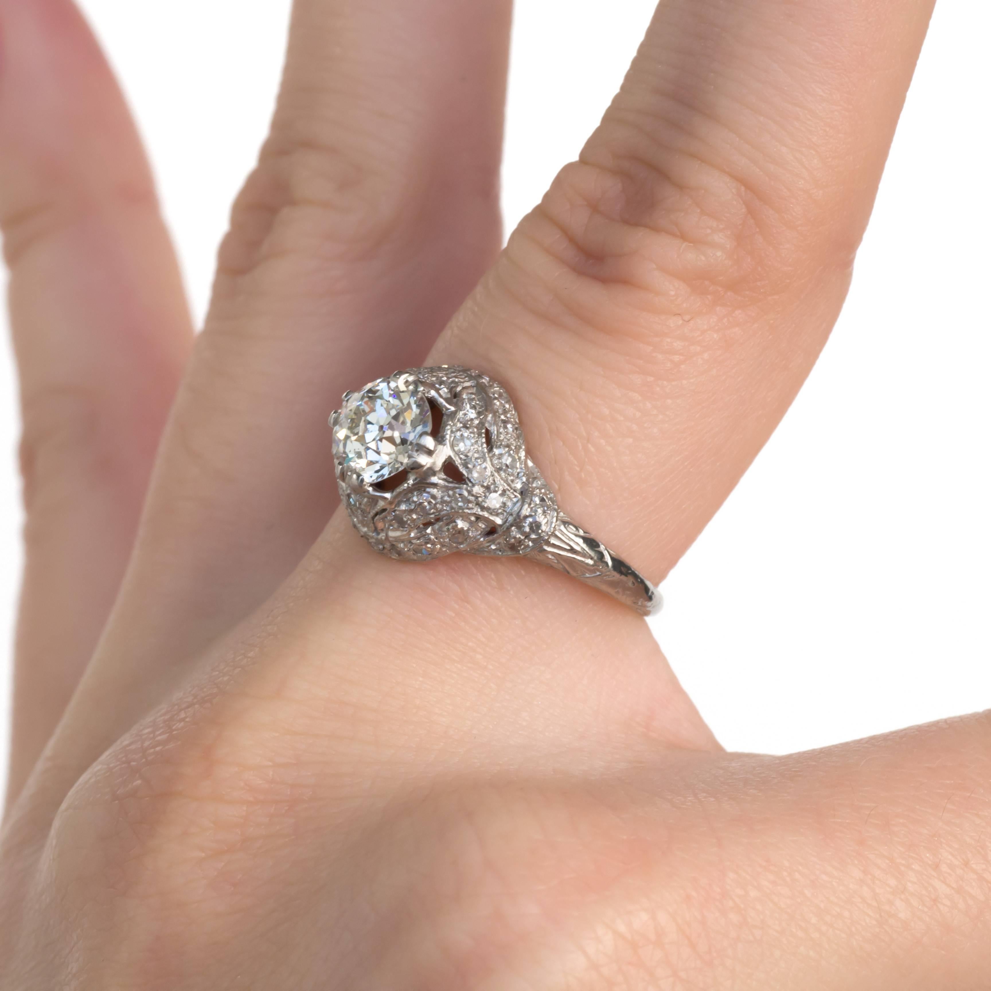 Women's GIA Certified 0.97 Carat Diamond Platinum Engagement Ring