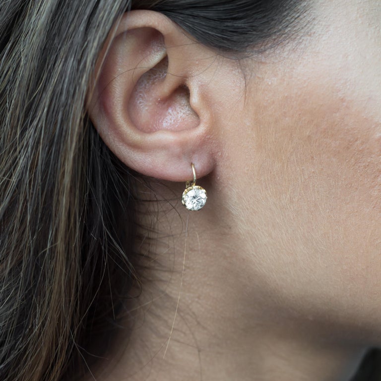 1 95 Carat Total Weight Yellow Gold Diamond Earrings For At 1stdibs 1 95 Carat Total Weight Yellow Gold Diamond Earrings For 2