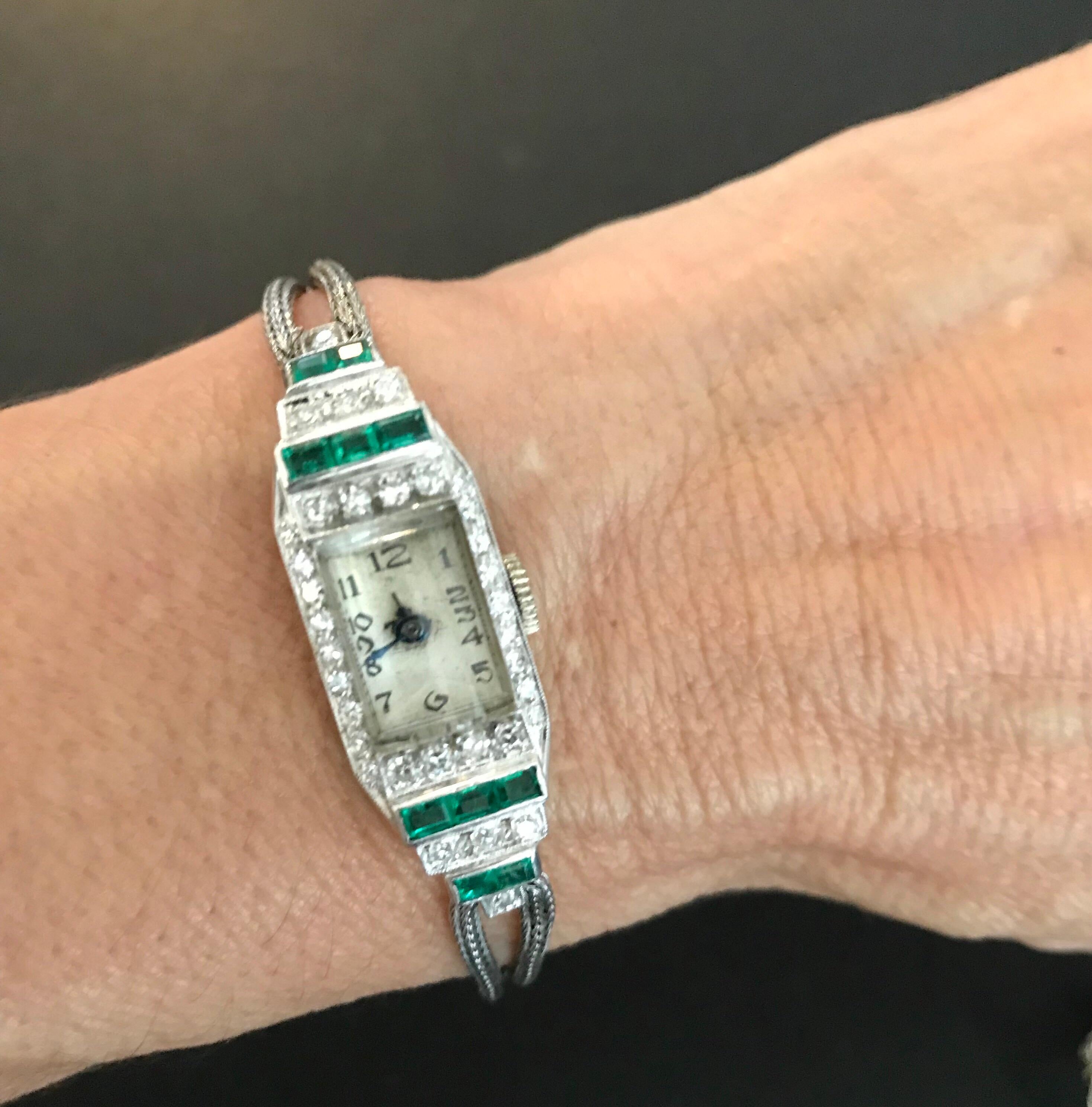 Art Deco Platinum White Gold Diamond Emerald manual Wristwatch, 1920s  3