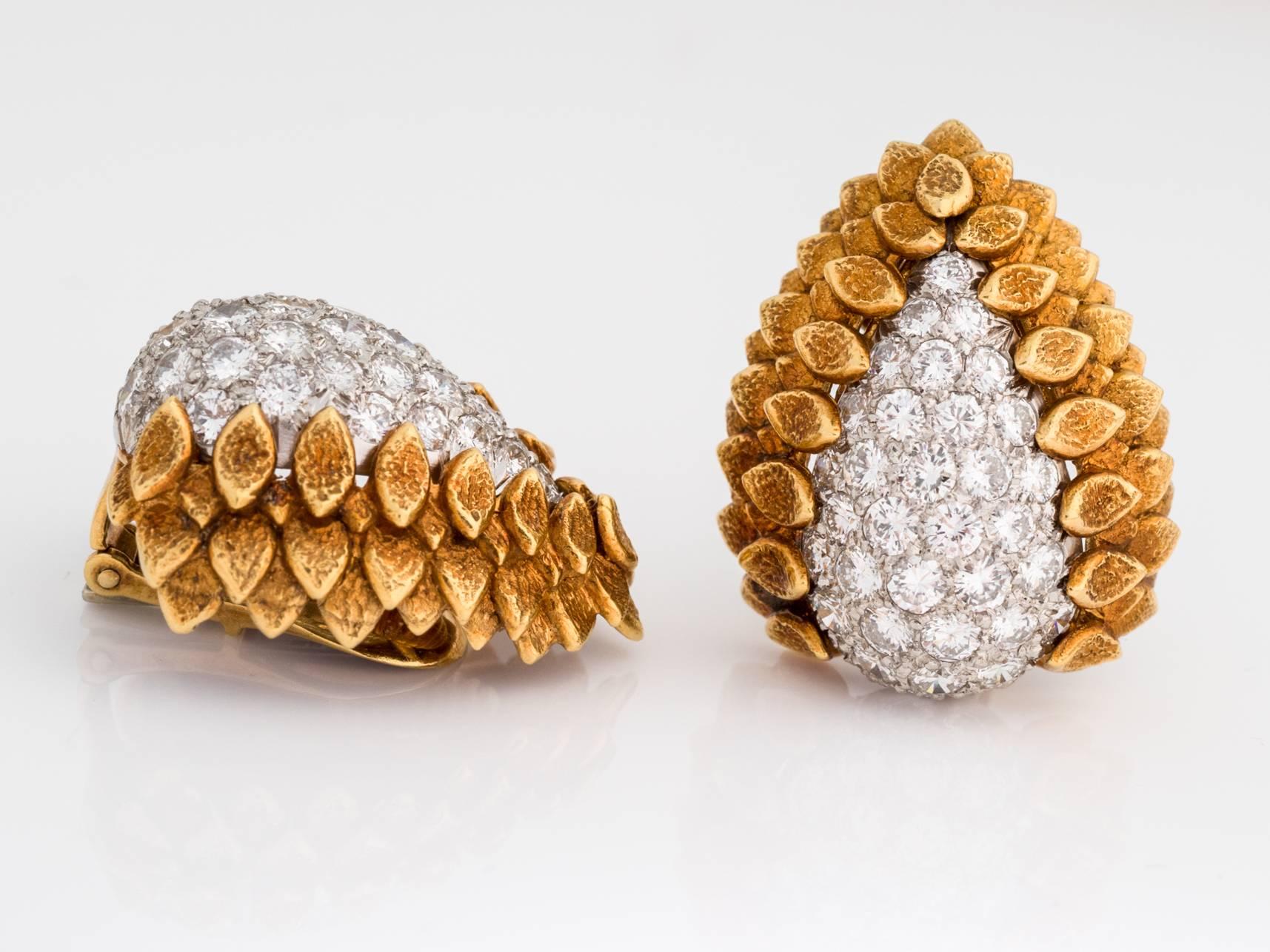 1970s David Webb Diamond and 18 Karat Gold Earrings 4