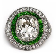 1915 Art Deco 4::05 Karat Cushion Cut Diamant Platin Verlobungsring