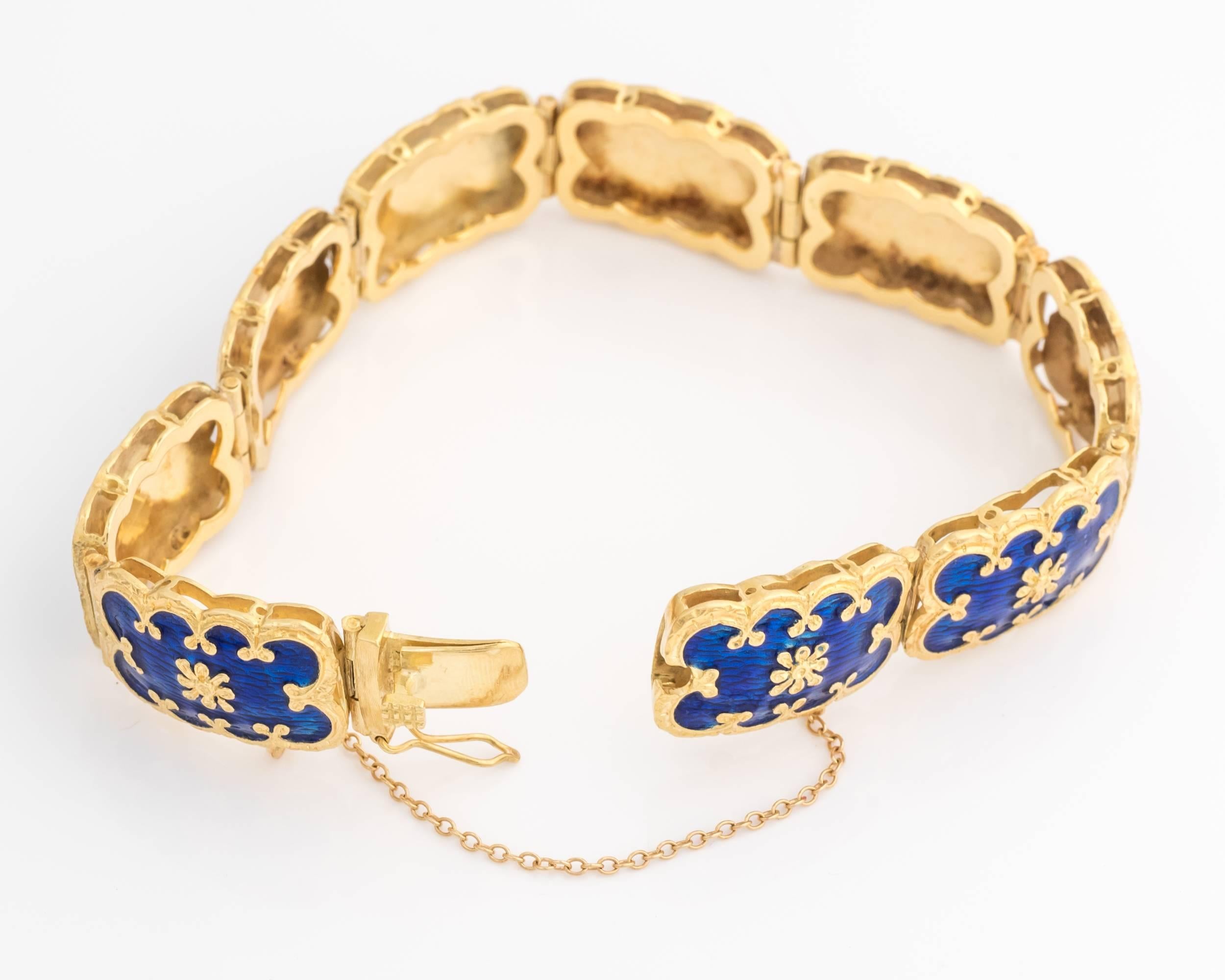 Blue Enamel Gold Scroll Design Bracelet In Excellent Condition In Atlanta, GA