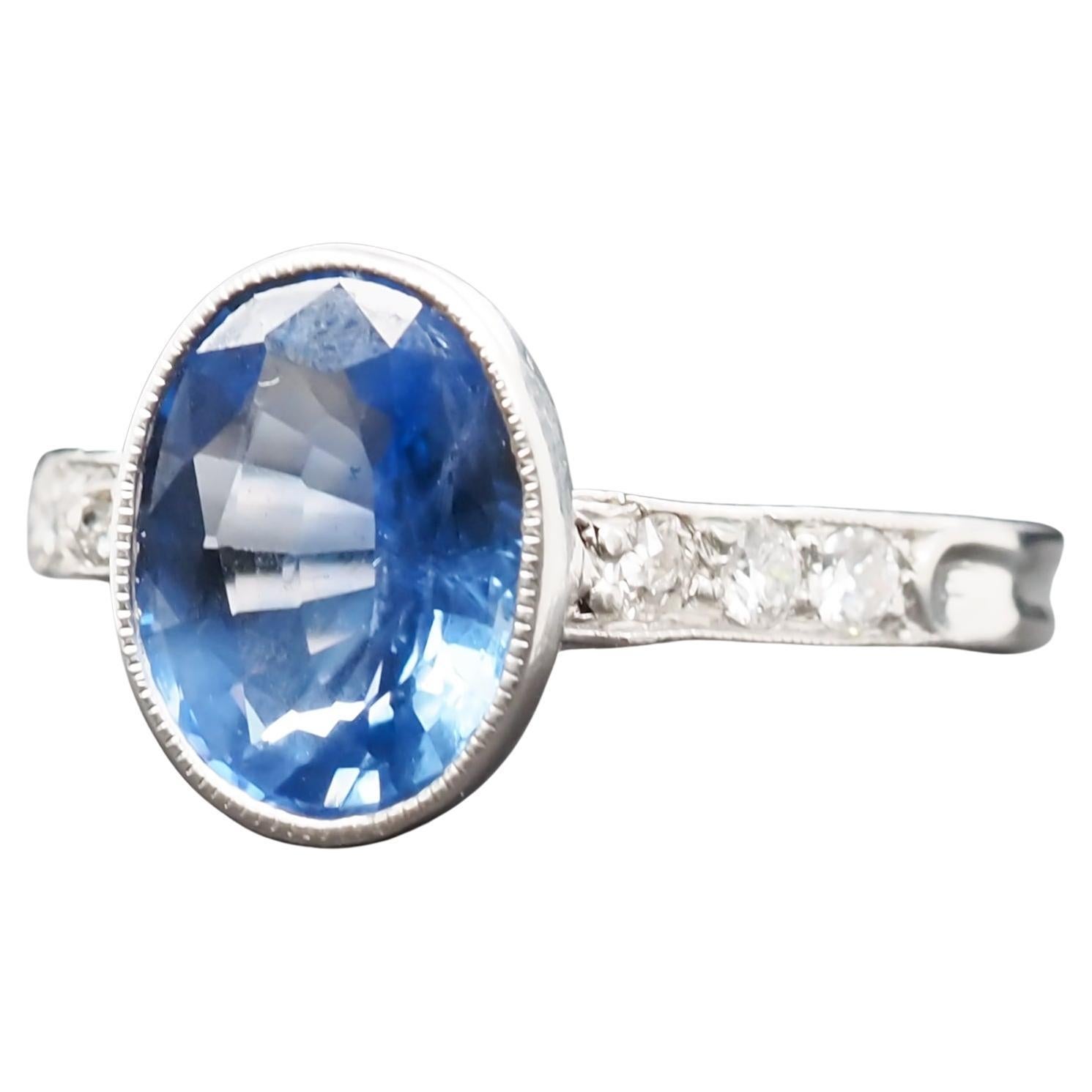 Platinum Art Deco 2.42 Carat Unheated GIA Sapphire Engagement Ring For Sale