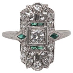 Anillo Art Decó de platino con diamantes y esmeraldas de los años 20 - VEG#47b
