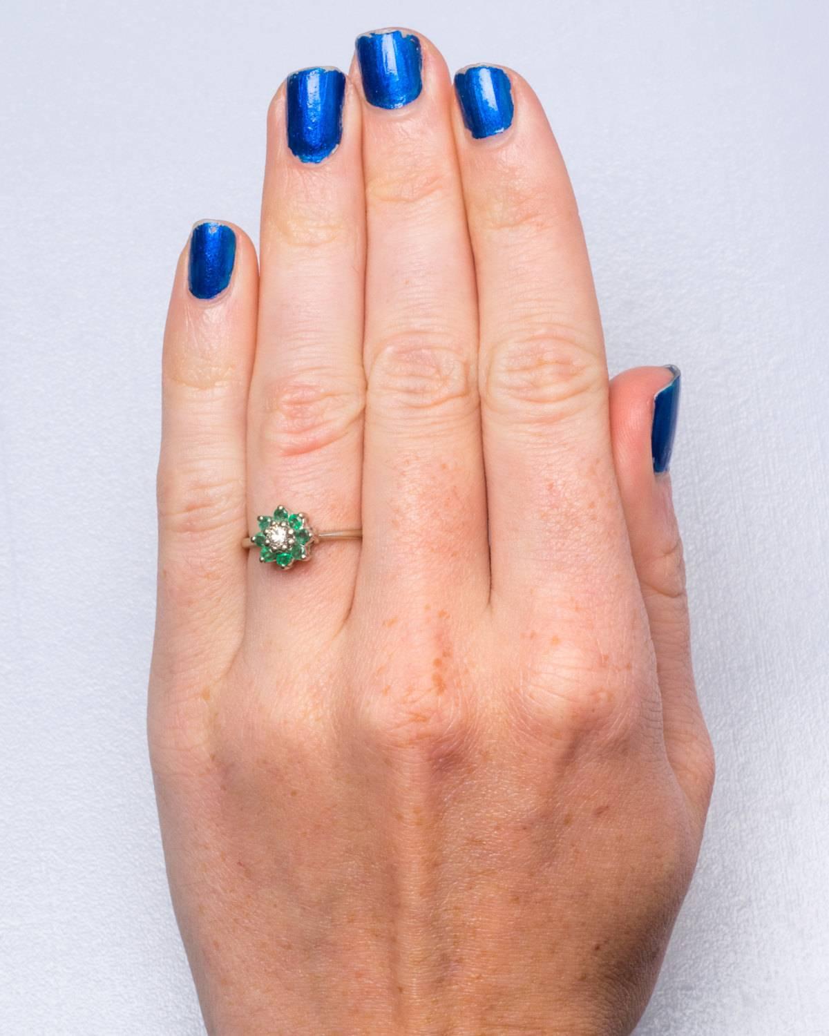 Women's 1950s Floral Emerald Diamond White Gold Ring