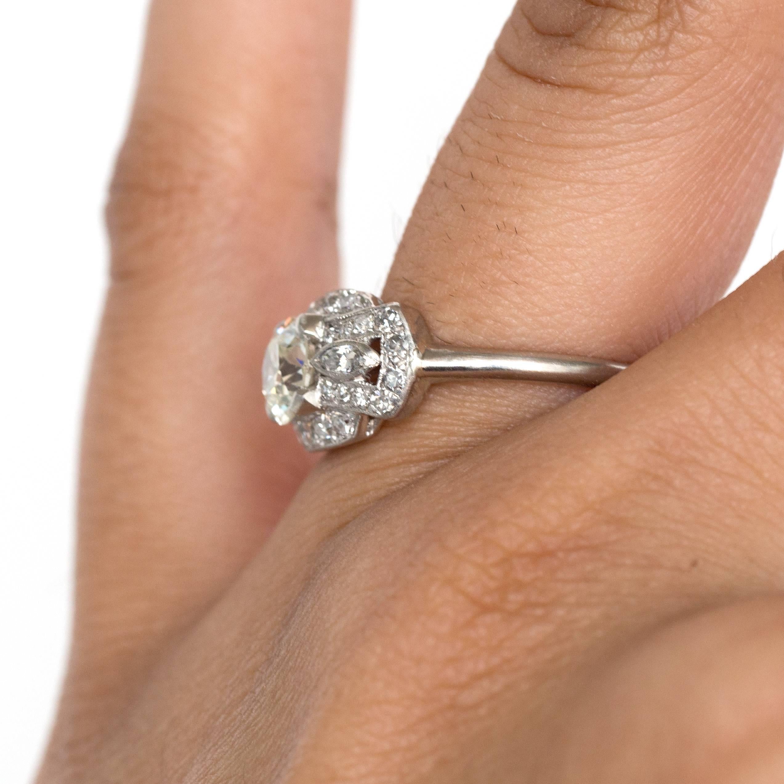 1930s Art Deco .92 Carat Diamond Platinum Engagement Ring In Excellent Condition For Sale In Atlanta, GA