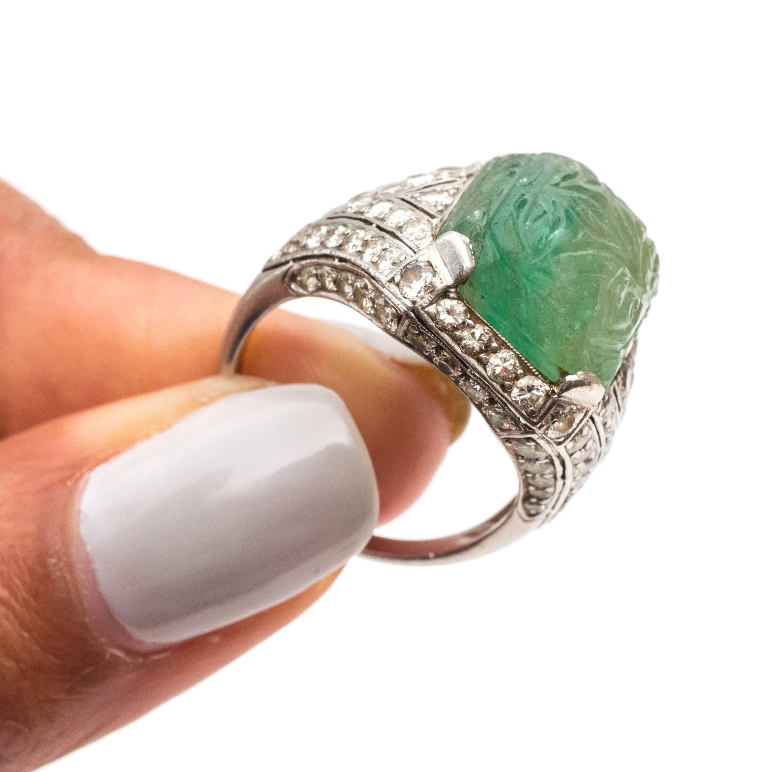 1920s Art Deco Carved Emerald Cabochon Diamond Platinum Ring In Good Condition In Atlanta, GA