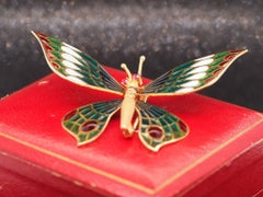 Estate 18K Gold Butterfly Articulating Wing Plique A Jour Brooch - VHK#312A