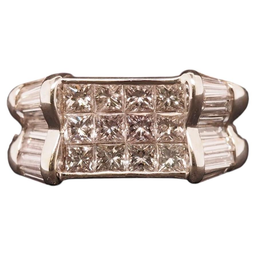 Bague en or blanc 18 carats sertie de diamants - VHK#496A en vente