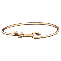 Estate Tiffany & Co. 18K Yellow Gold Olive Leaf Hook Bangle Bracelet - VHK#182D