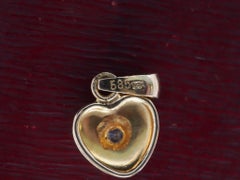 14K Yellow Gold Diamond Heart Shaped Pendant - VHK#51