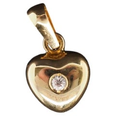 14K Yellow Gold Diamond Heart Shaped Pendant - VHK#51