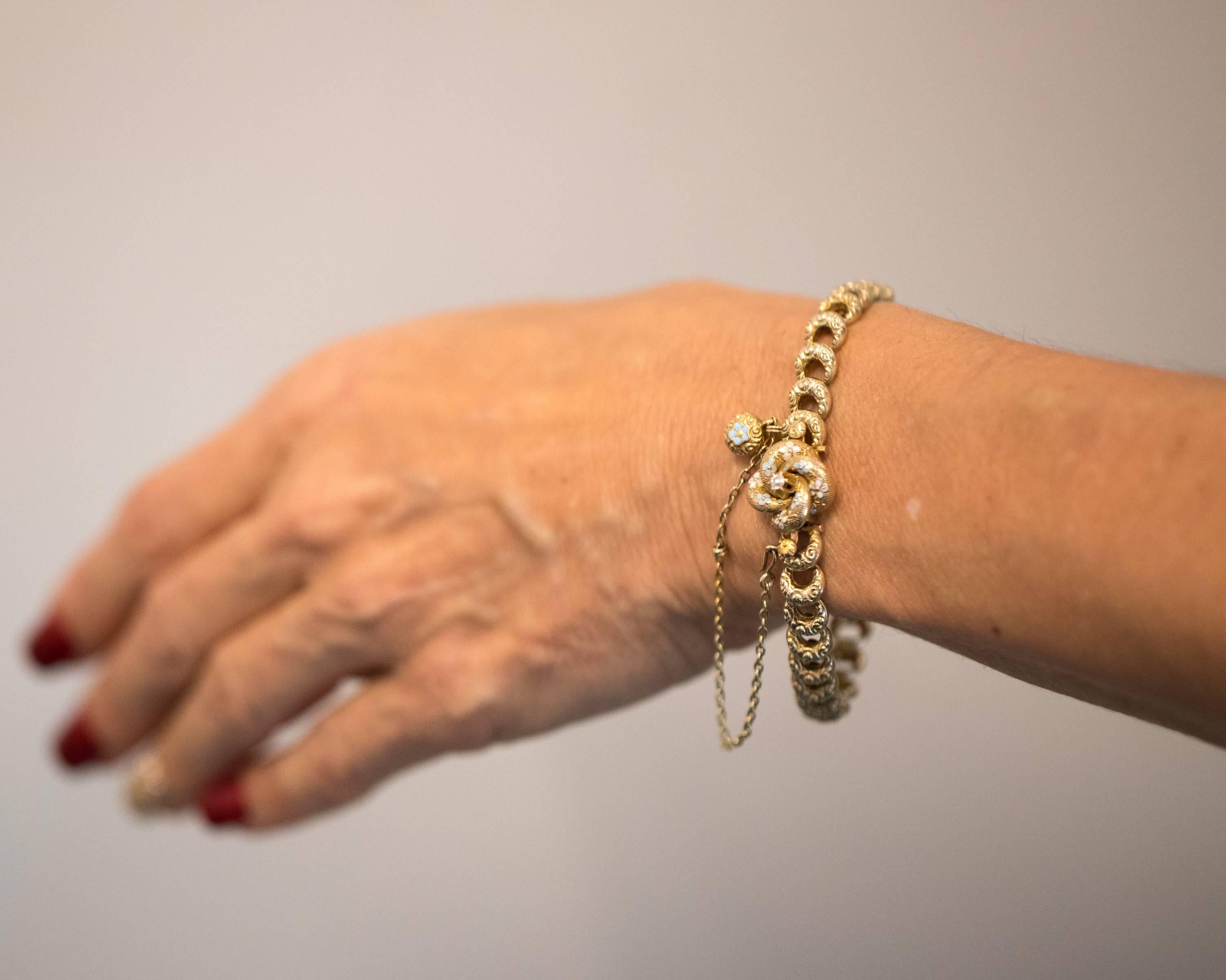 1890s Victorian Diamond and 14 Karat Gold Crescent Link Bracelet 1