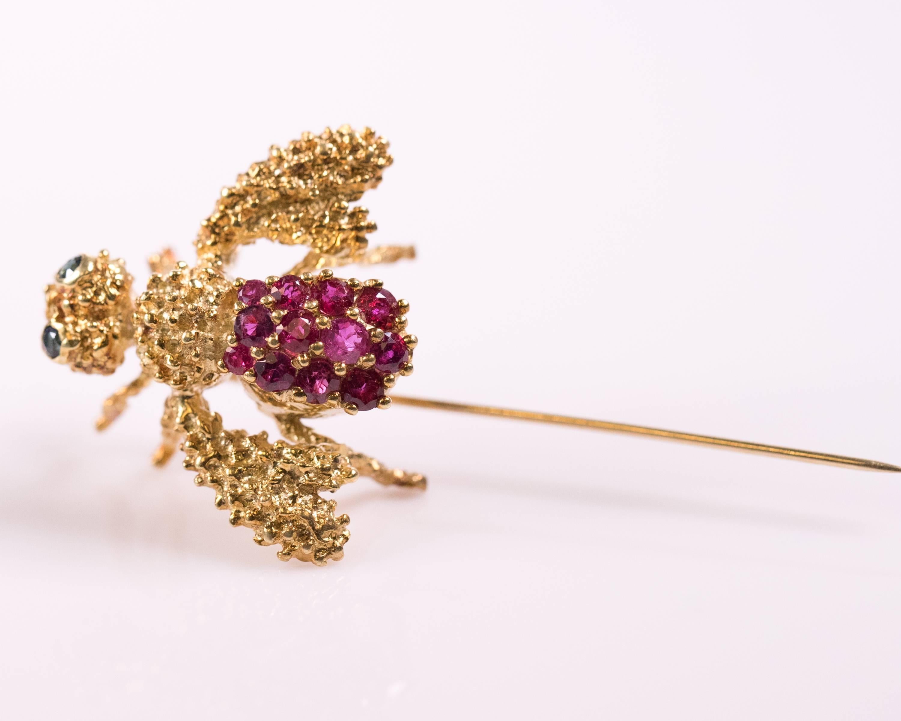 Women's 1980s Ruby, Sapphire and 18 Karat Gold Bee Stick Pin For Sale