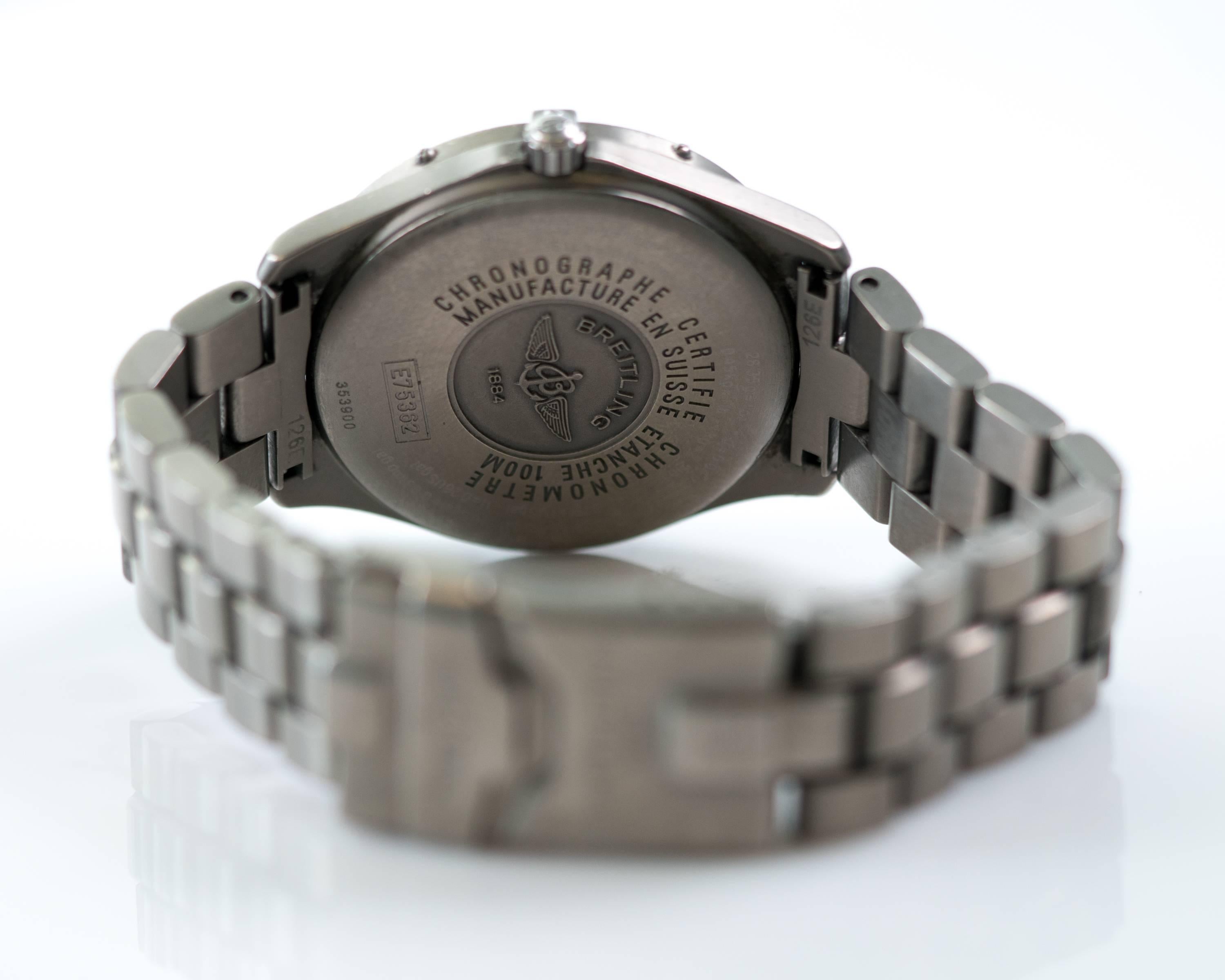 Breitling Titanium Professional Aerospace Evo Quarz-Armbanduhr, ca. 1990er Jahre  für Damen oder Herren