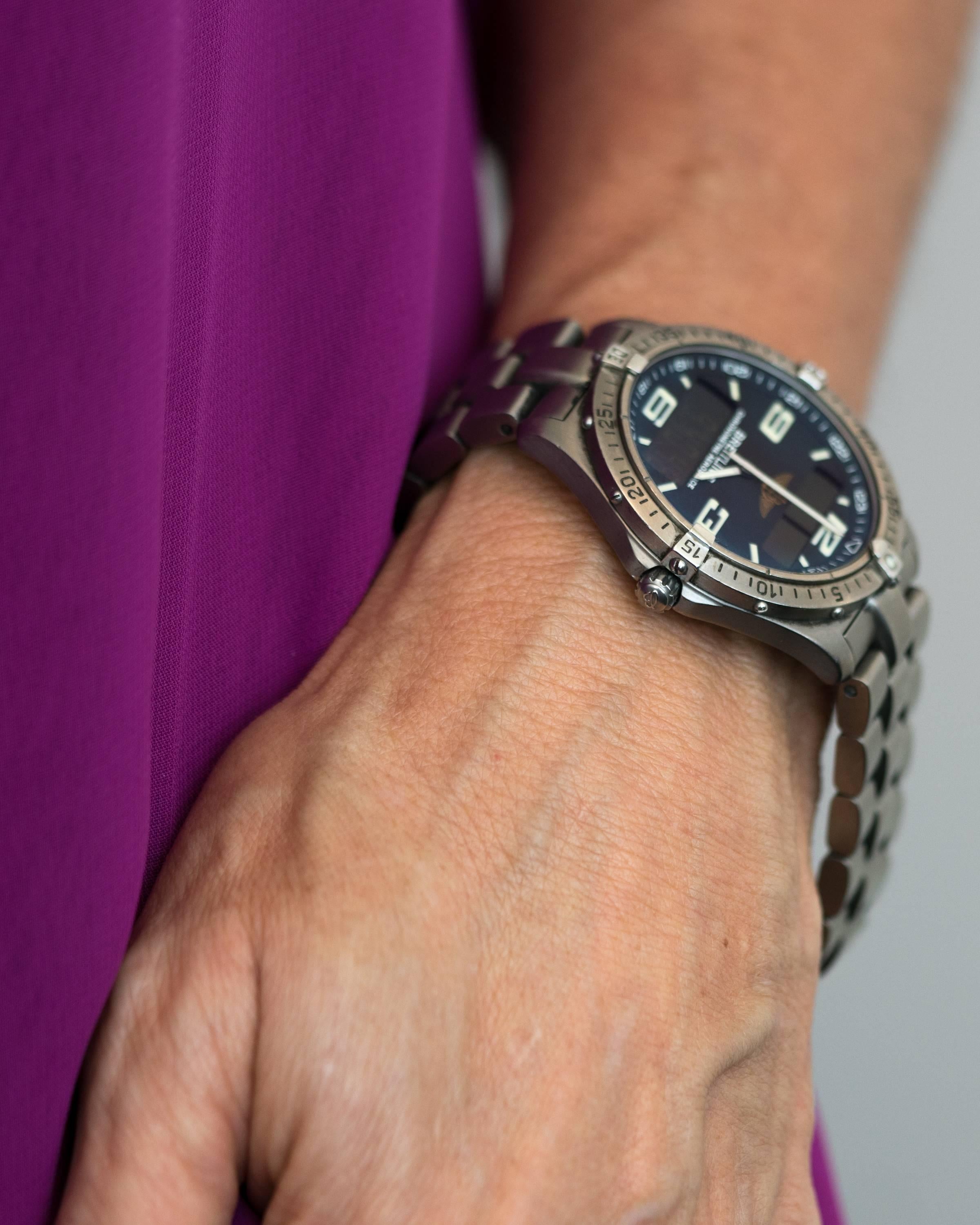 Breitling Titanium Professional Aerospace Evo Quartz Wristwatch, circa 1990s  2