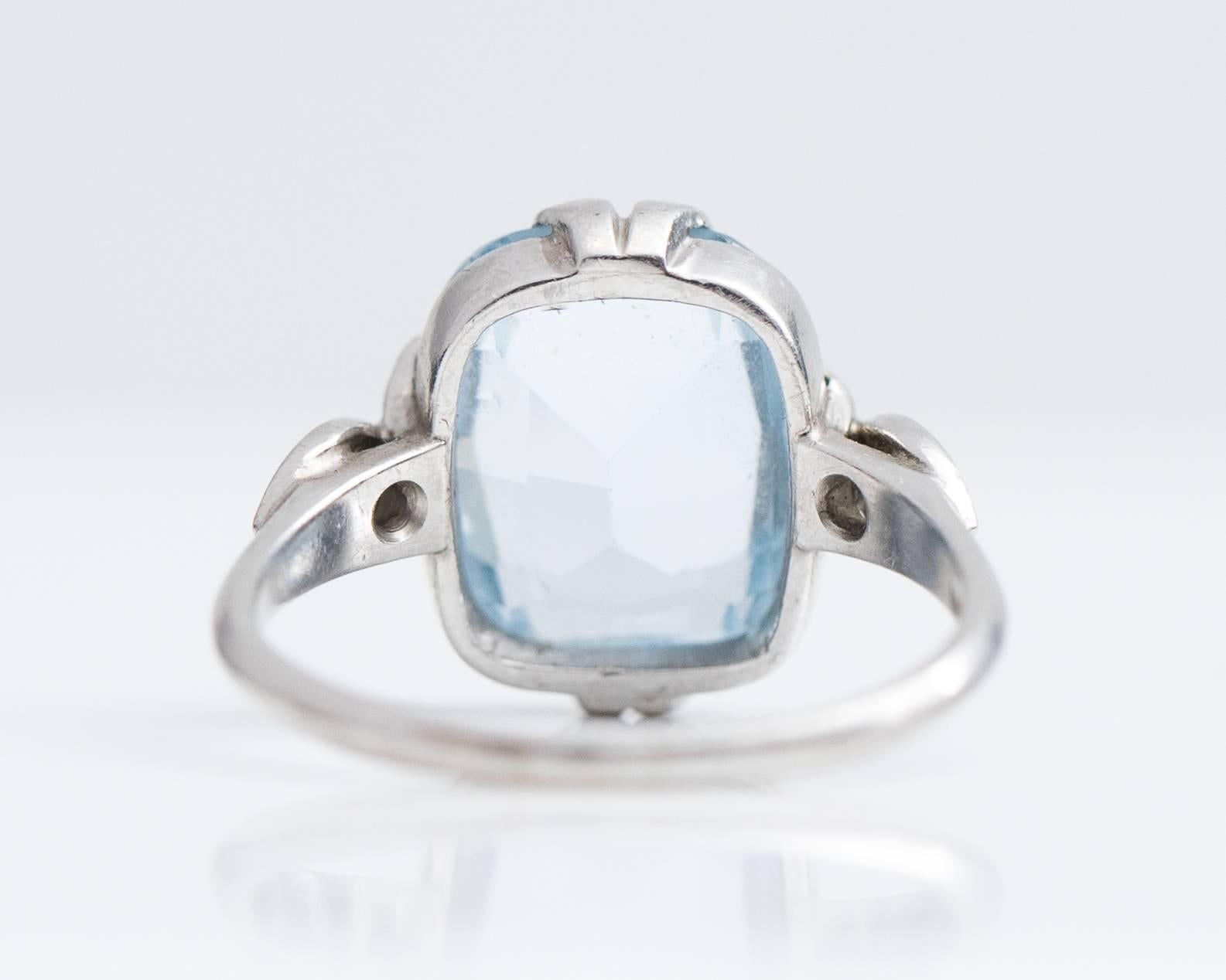 Cushion Cut 1930s 3.5 Carat Aquamarine and Diamond Platinum Ring