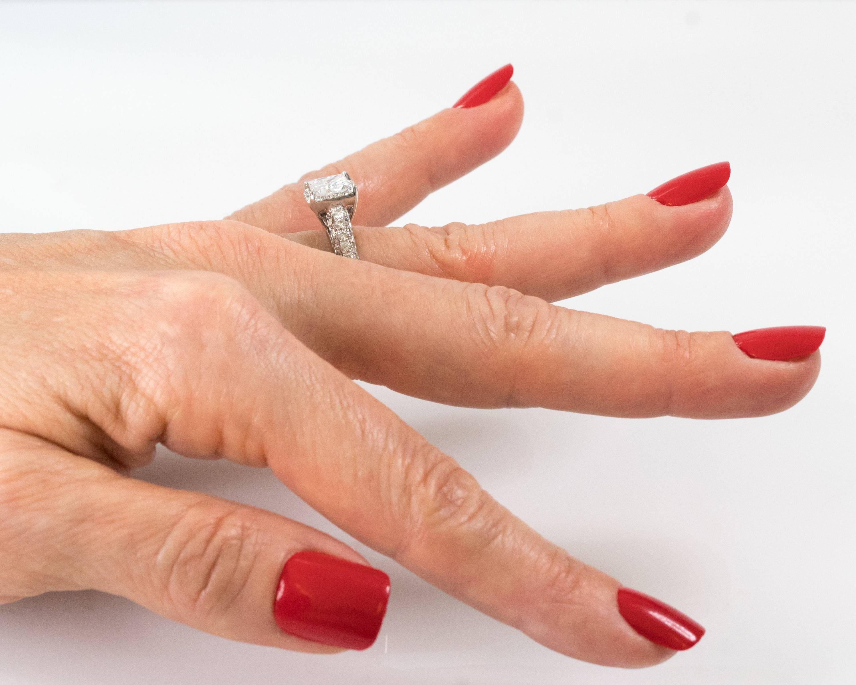 1.00 Carat Princess Cut Diamond with Halo 14 Karat White Gold Engagement Ring For Sale 1