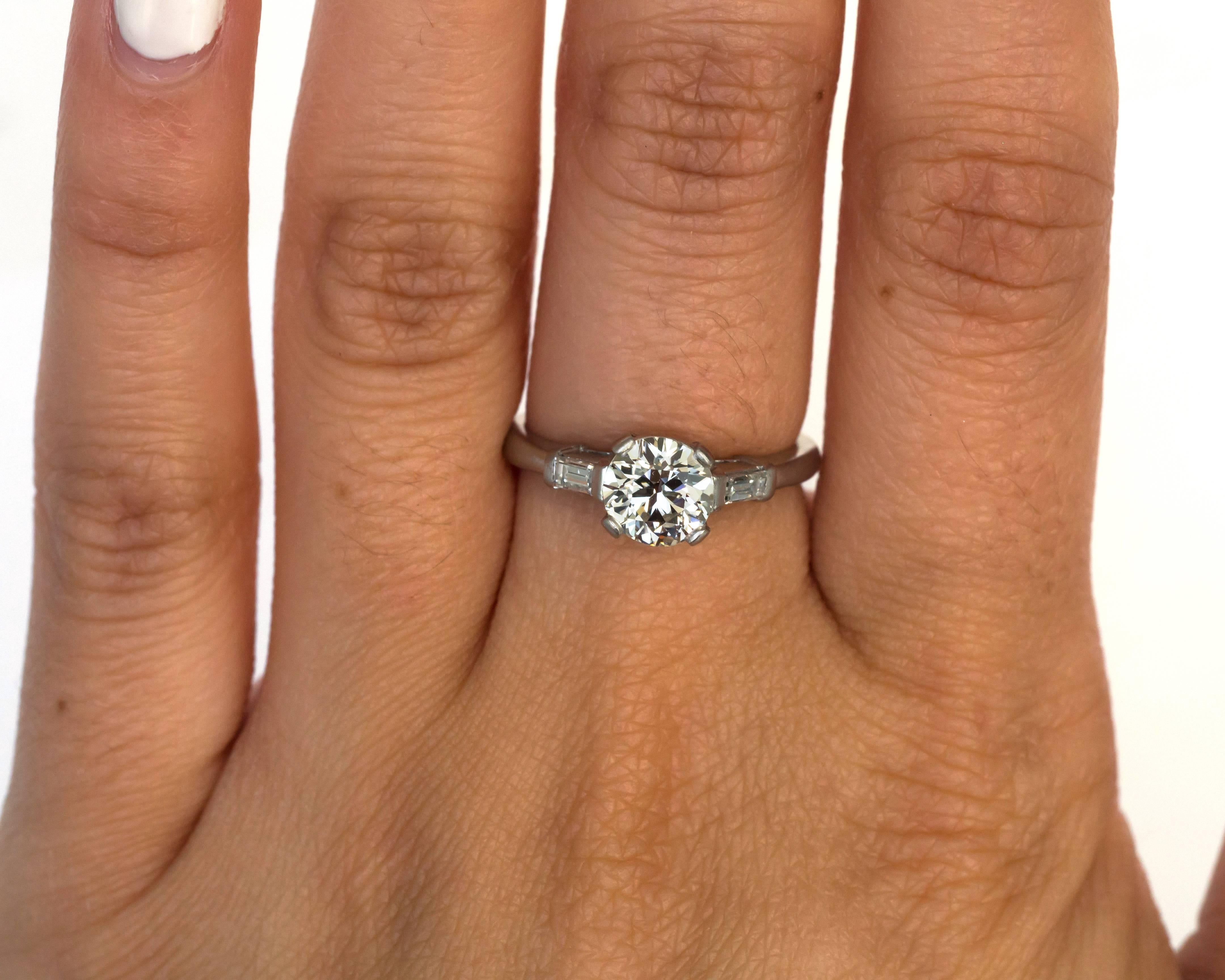 Anillo de compromiso de diamantes de 0,93 quilates con certificado GIA Art Decó de los años 30 en venta 1