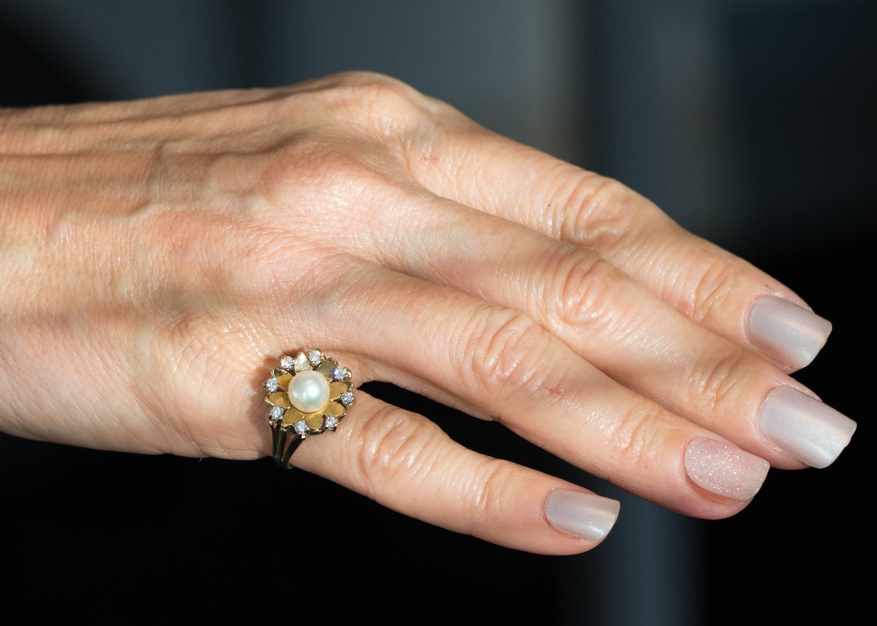 1960s Pearl and Diamond Halo 14 Karat Yellow Gold Ring 2