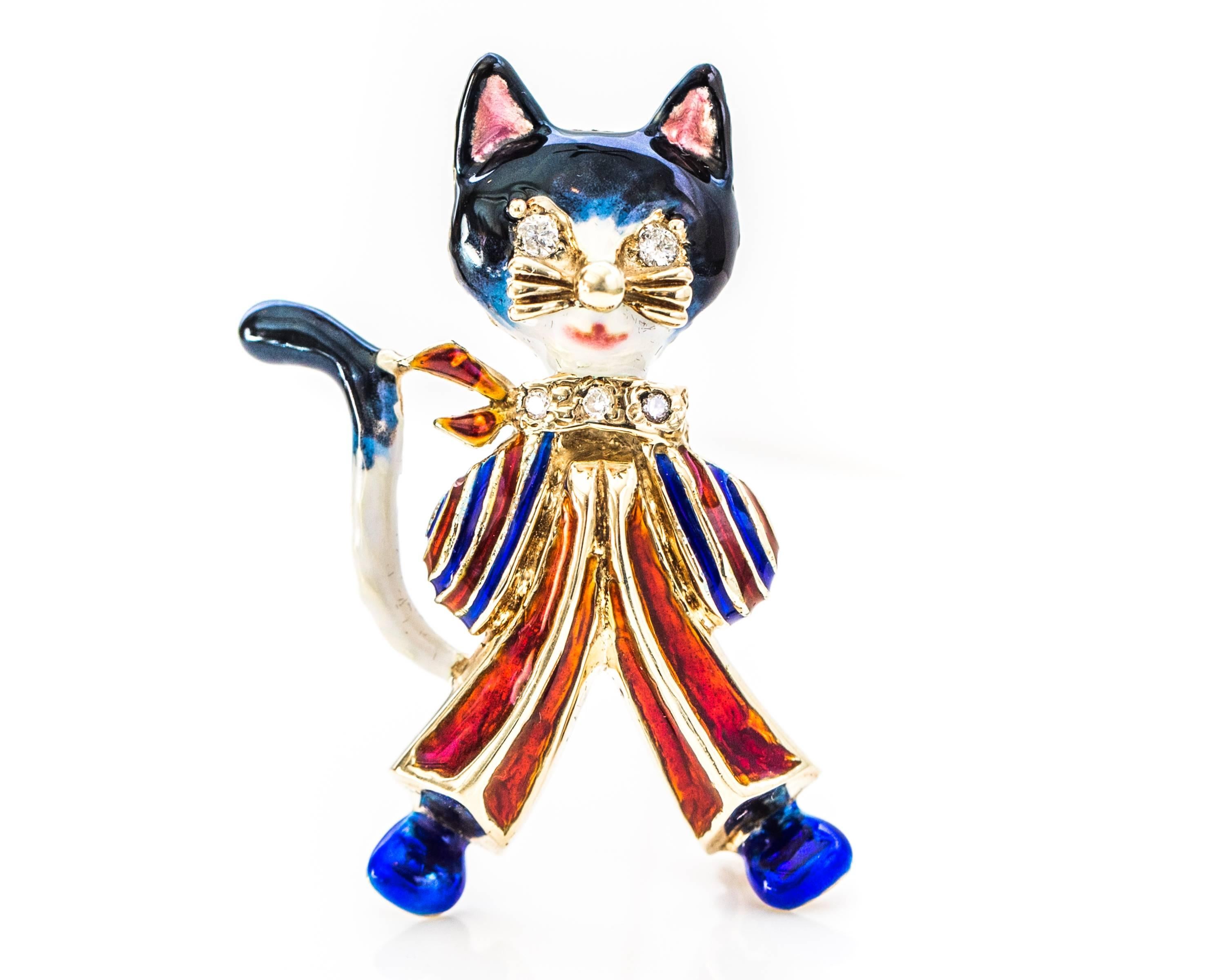 Round Cut 1950s Diamond and Enamel 14 Karat Gold Cat Brooch