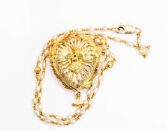 1940s Natural Pearl and 18 Karat Gold Rosary Necklace