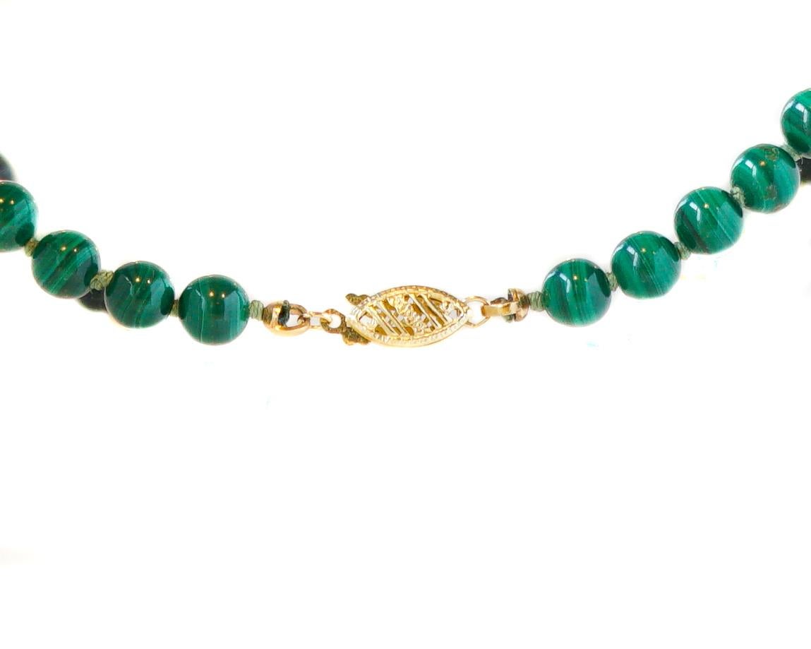 Retro 1950s Malachite, Jade and Onyx Bead 14 Karat Gold Necklace For Sale