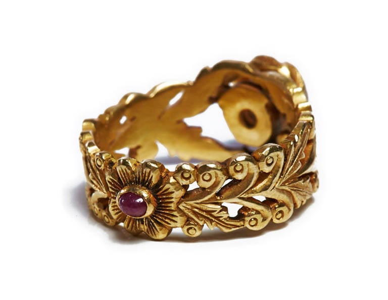Contemporary Jade Jagger Diamond Gold Bird Ring