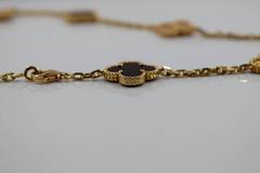 Van Cleef & Arpels Bois d'Amourette 10 Motif Gold Alhambra Necklace