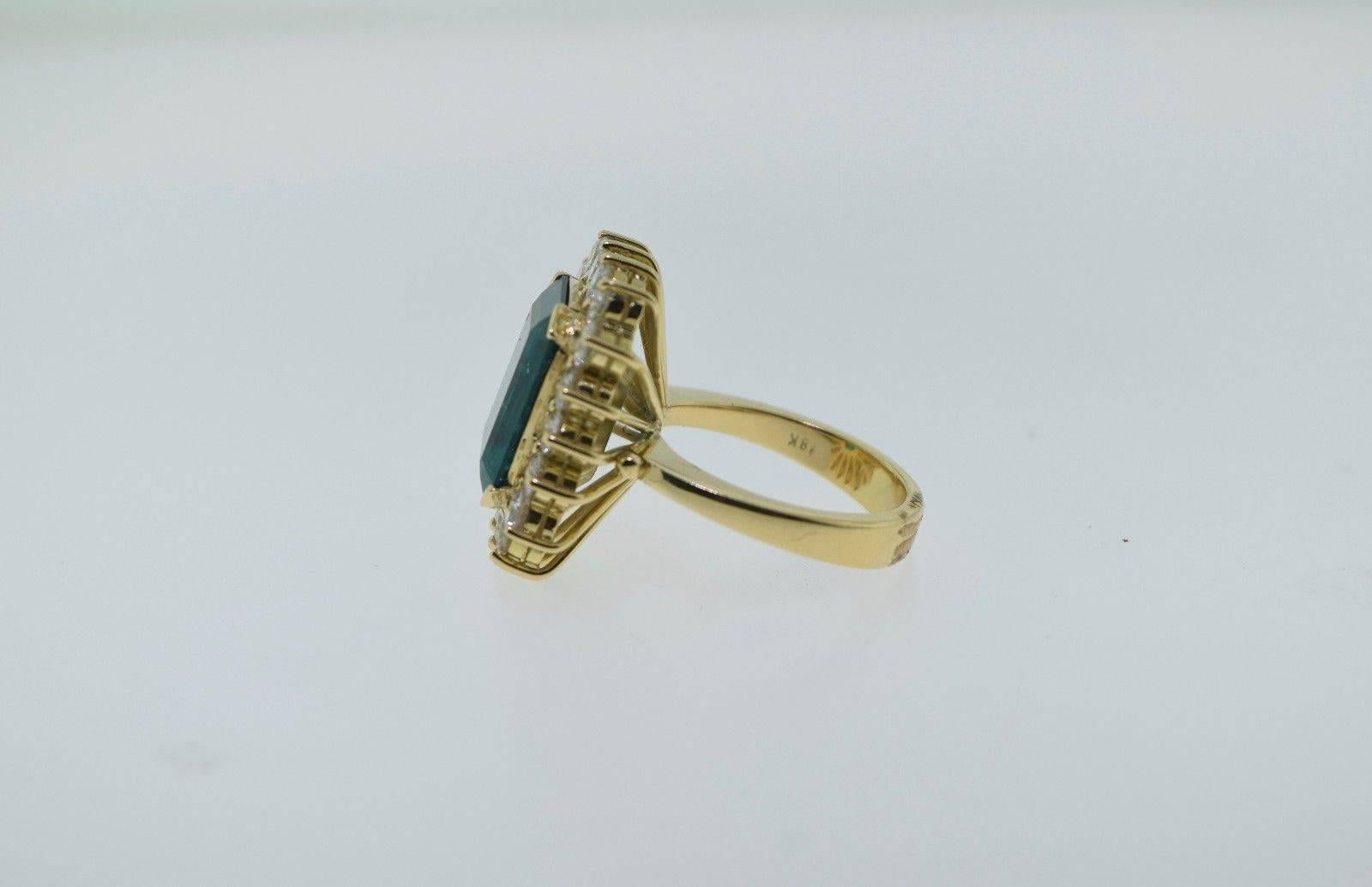 8.5 Carat GIA Cert Colombian Emerald Natural Beryl Diamond Gold Ring For Sale 4