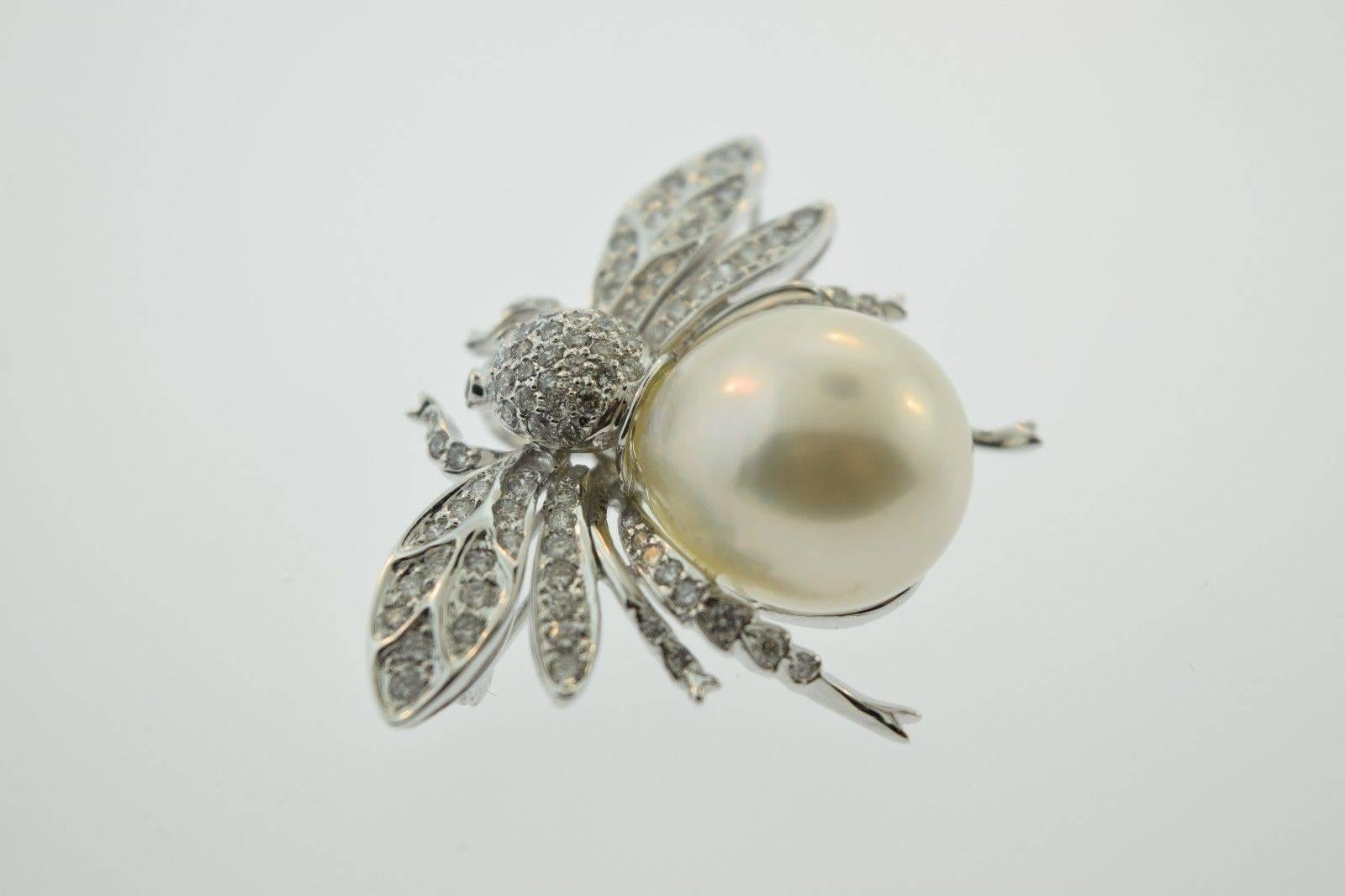 South Sea Pearl Diamond Gold Bumble Bee Brooch Pendant For Sale 1