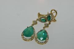 Beautiful Natural Large Colombian Emerald Diamond Gold Drop Earrings
