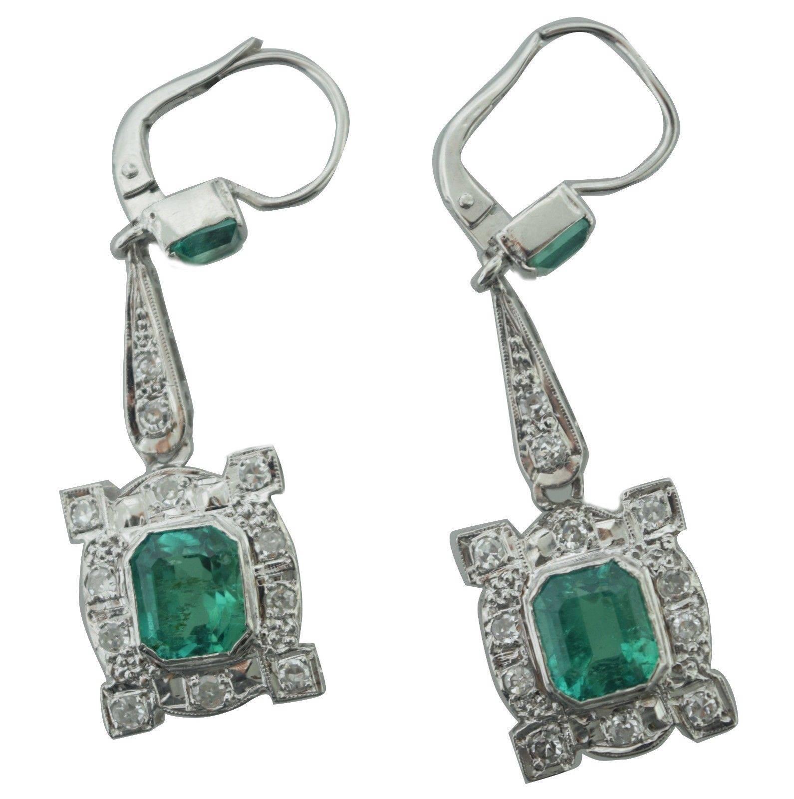 Women's or Men's Antique Colombian Emerald Diamond Gold Drop Earrings For Sale