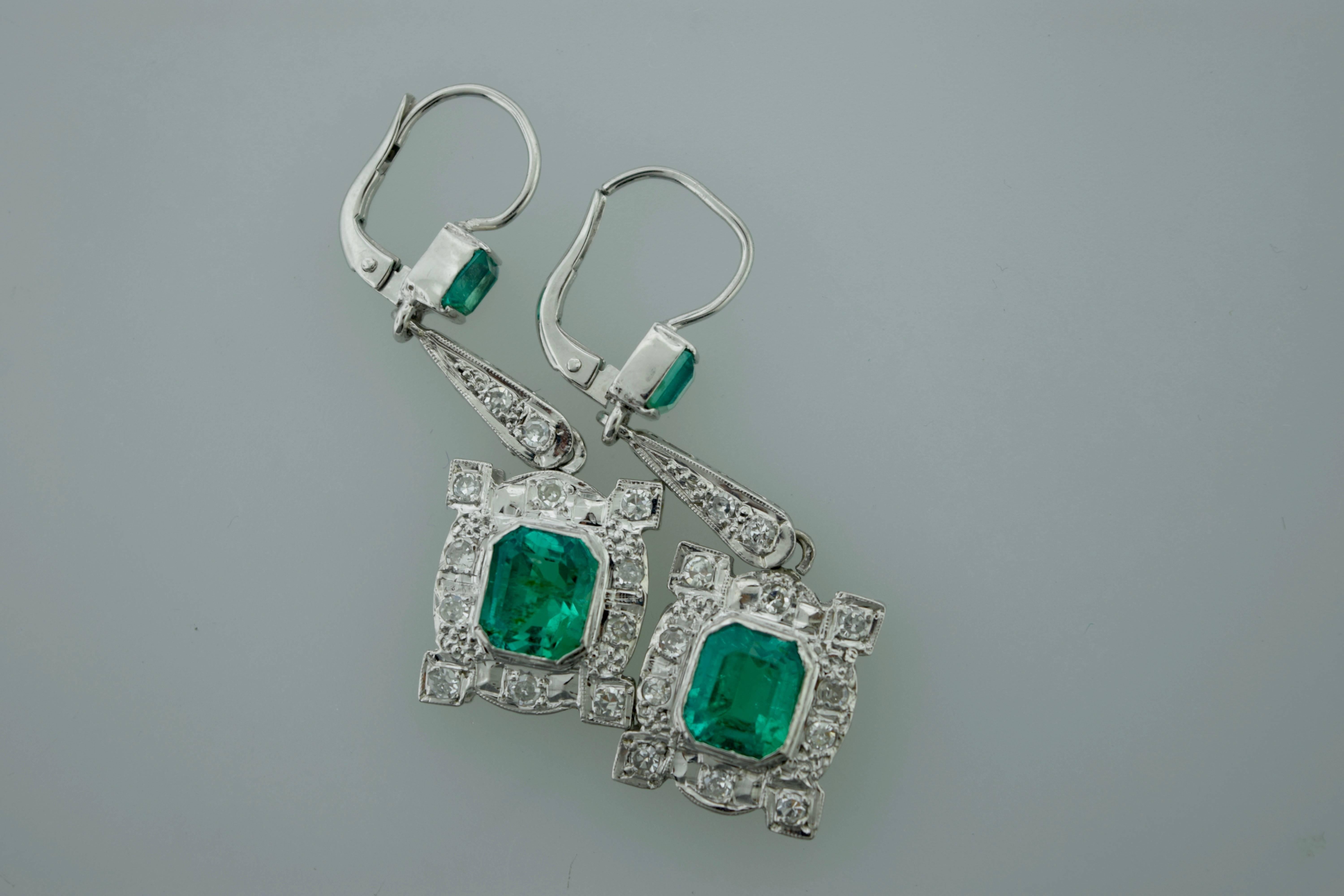 Antique Colombian Emerald Diamond Gold Drop Earrings For Sale 3