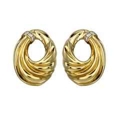 Van Cleef & Arpels Diamond Gold Earrings 8