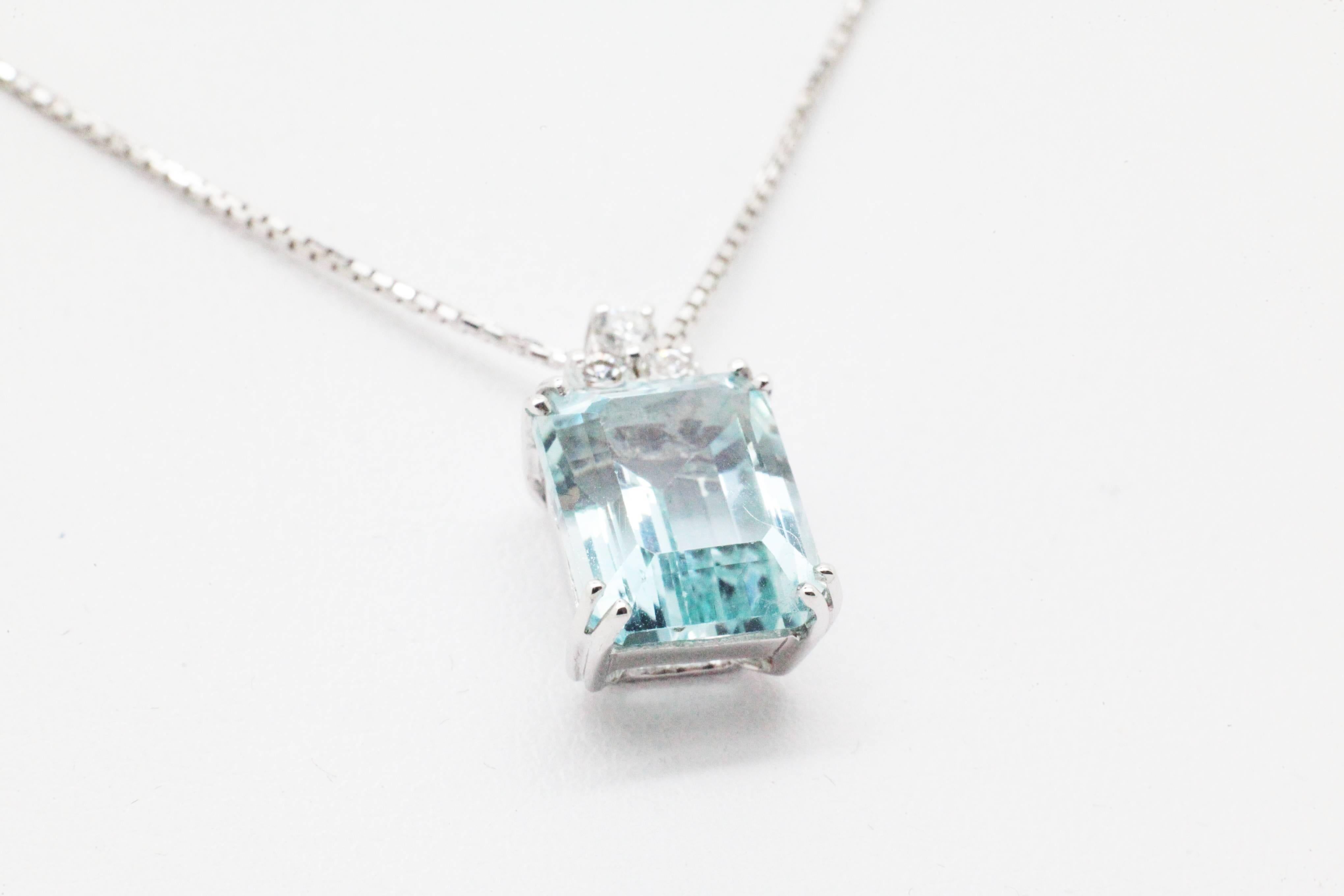 This piece from FERRUCCI  showcase a 2.75 carats natural Aquamarine emerald cut stone, adorned by 0.08 carats white diamonds mounted in 18k white gold necklace, 16 inches long.