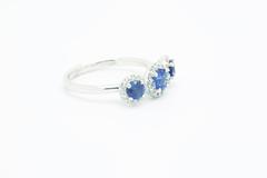 1.26ct Blue Sapphire 0.36ct white Diamond 18k white Gold Ring