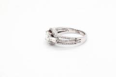 1.13 Carat white Diamond 18k white Gold Engagement Ring
