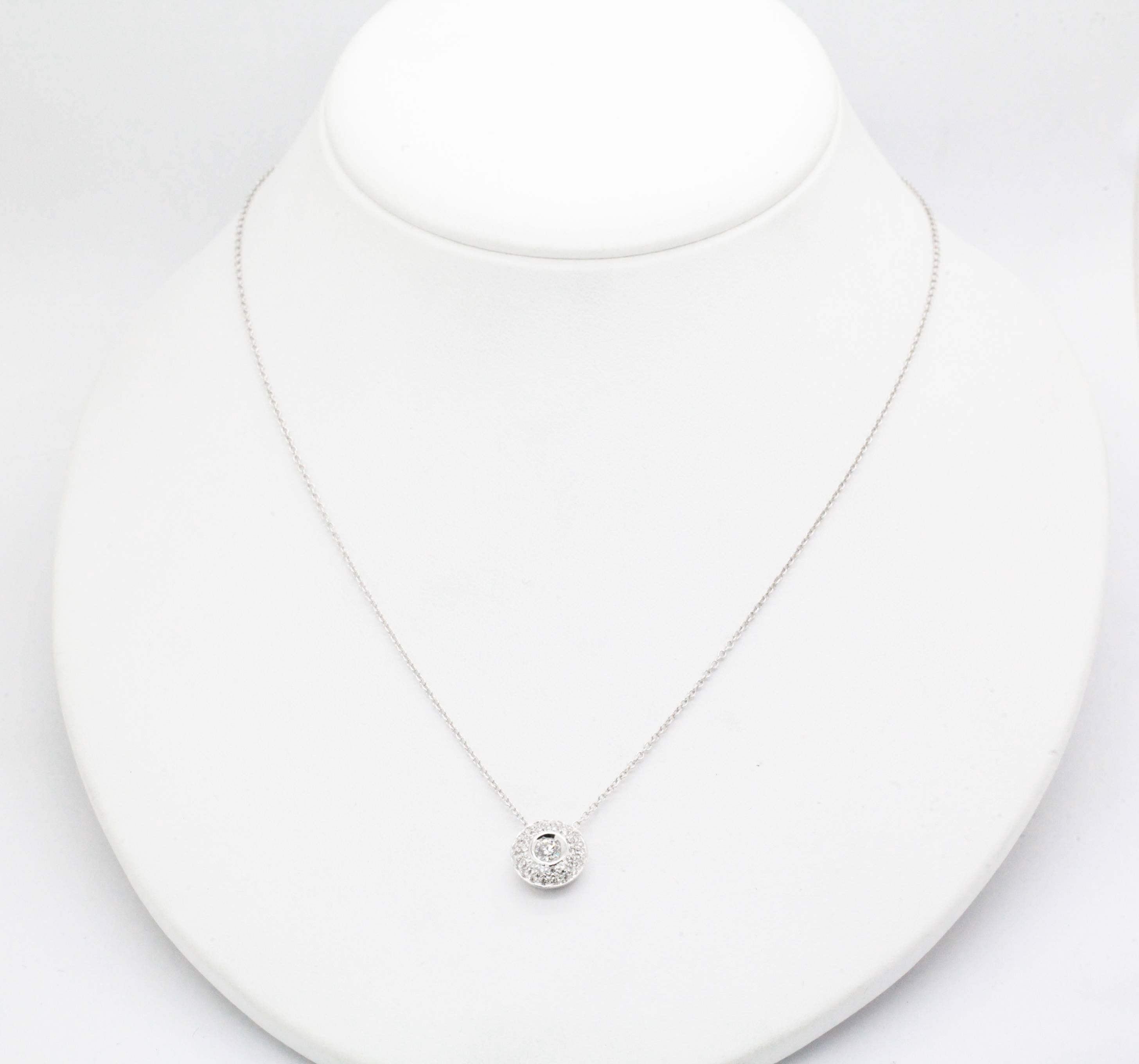 0.42 Carat Diamond 18k white Gold Necklace Pendant For Sale 3