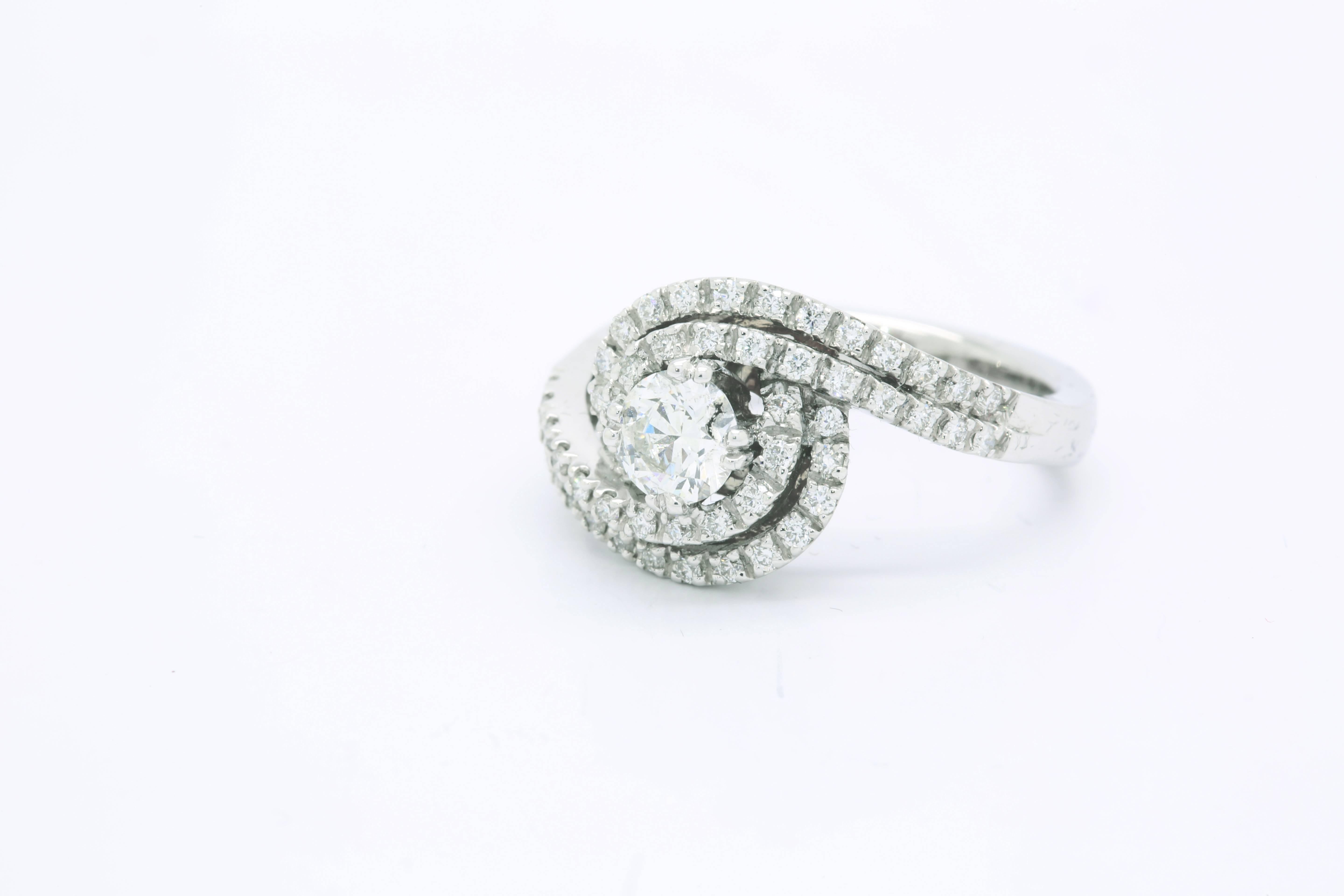 Women's Ferrucci Diamond White Gold Twisted Ring